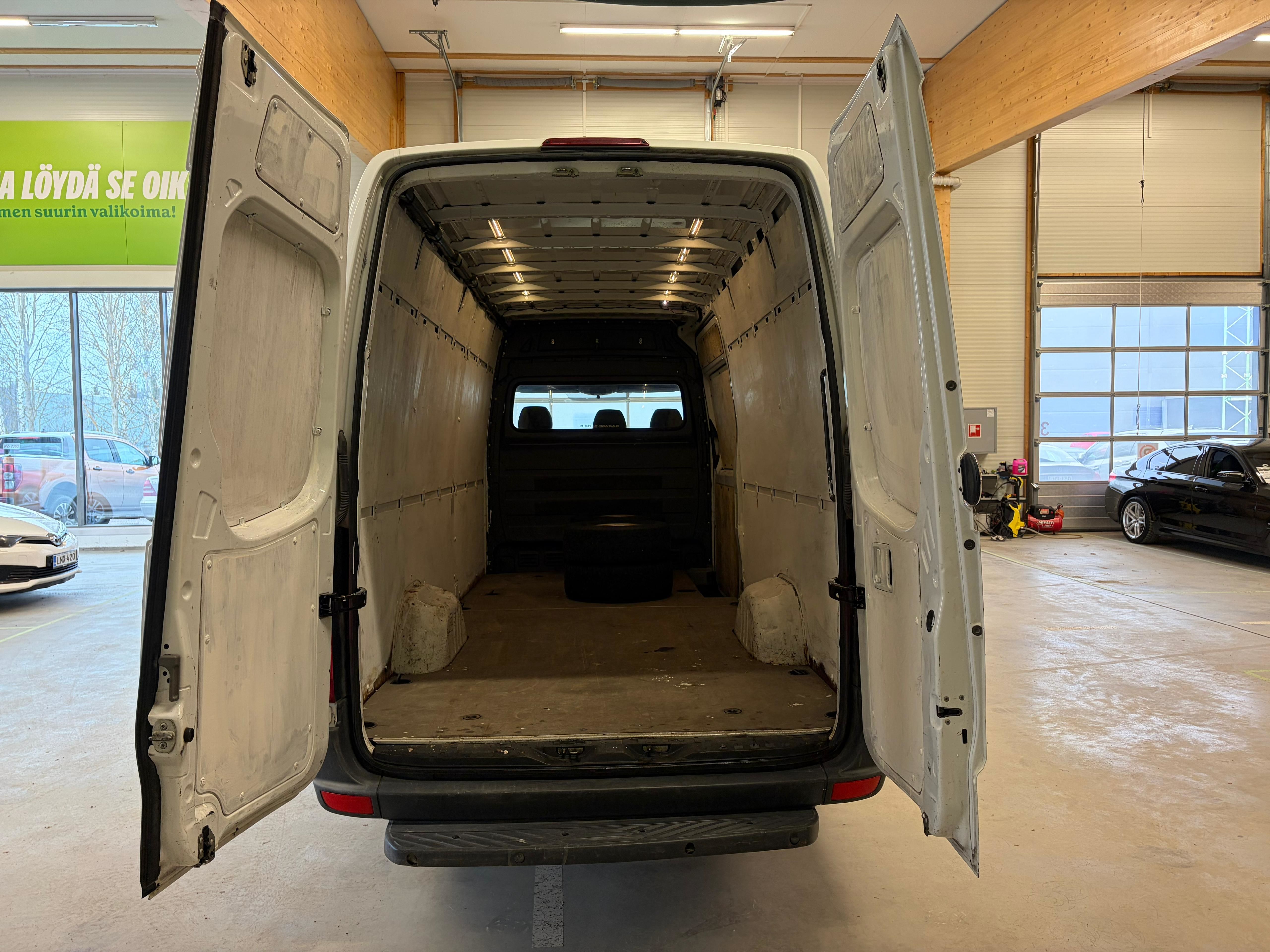 Mercedes-Benz Sprinter 2013