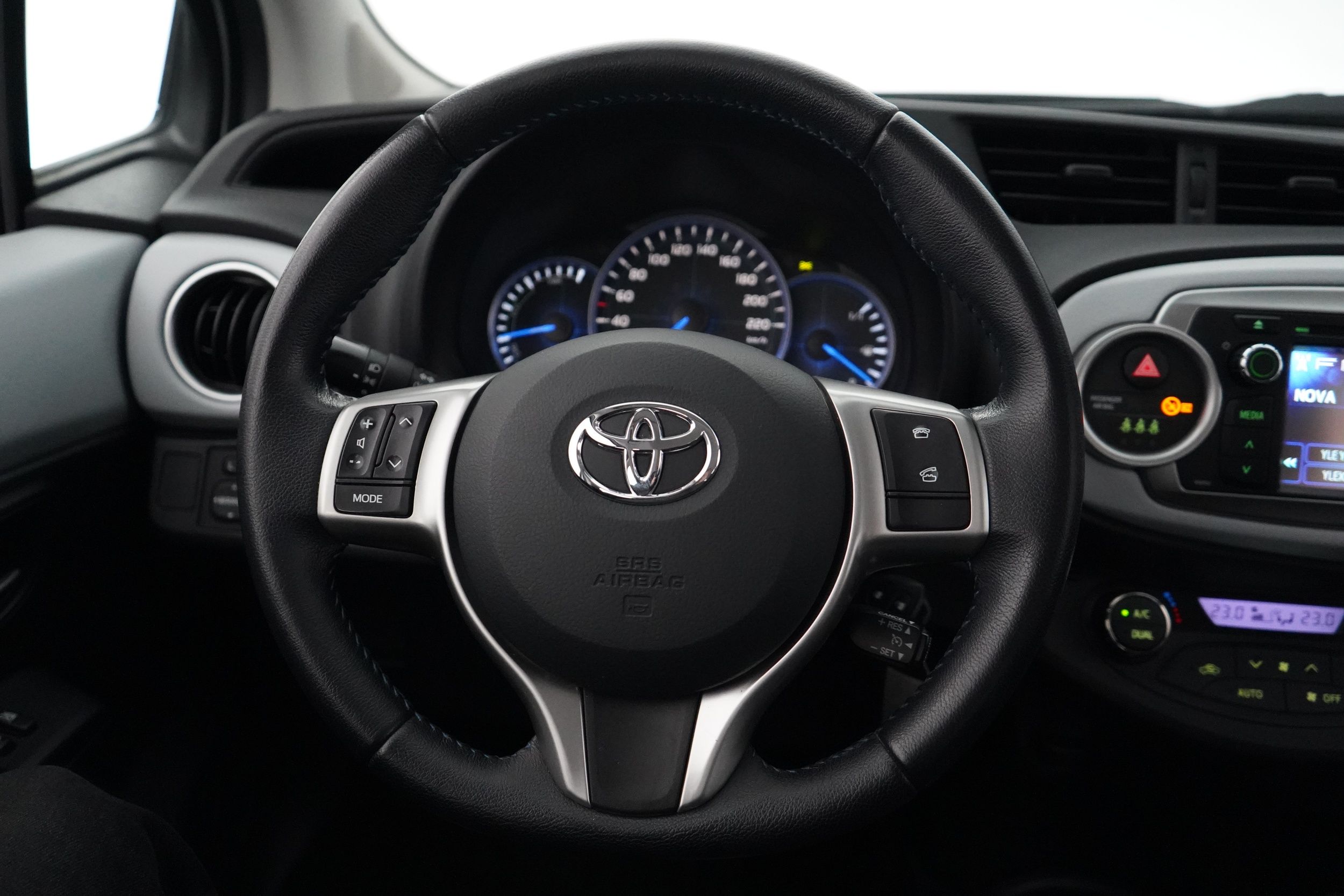 Toyota Yaris 2014