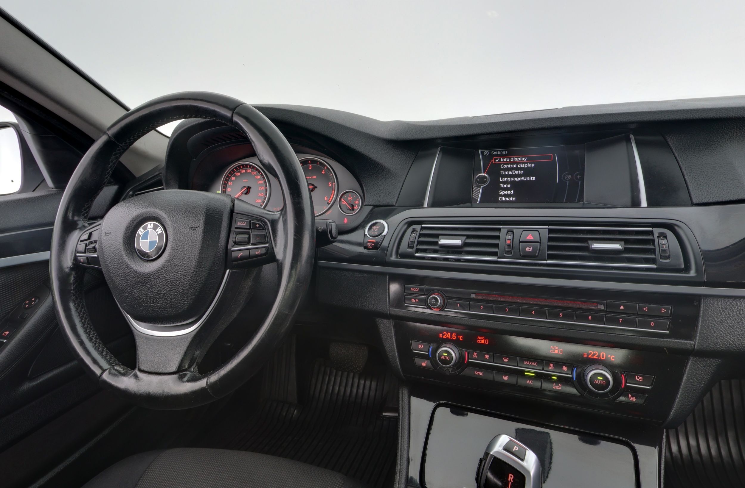 BMW 518 2014