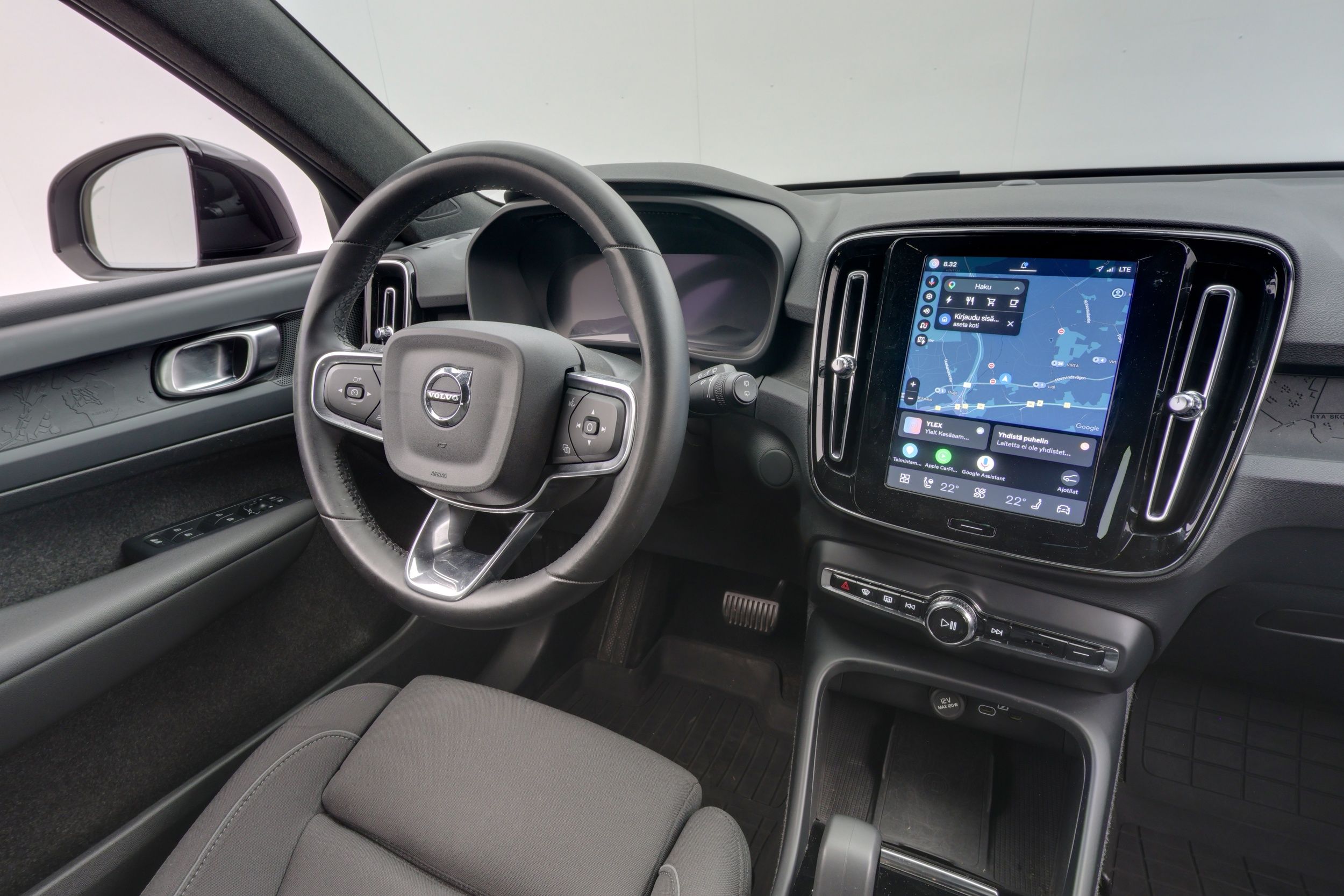 Volvo XC40 2024