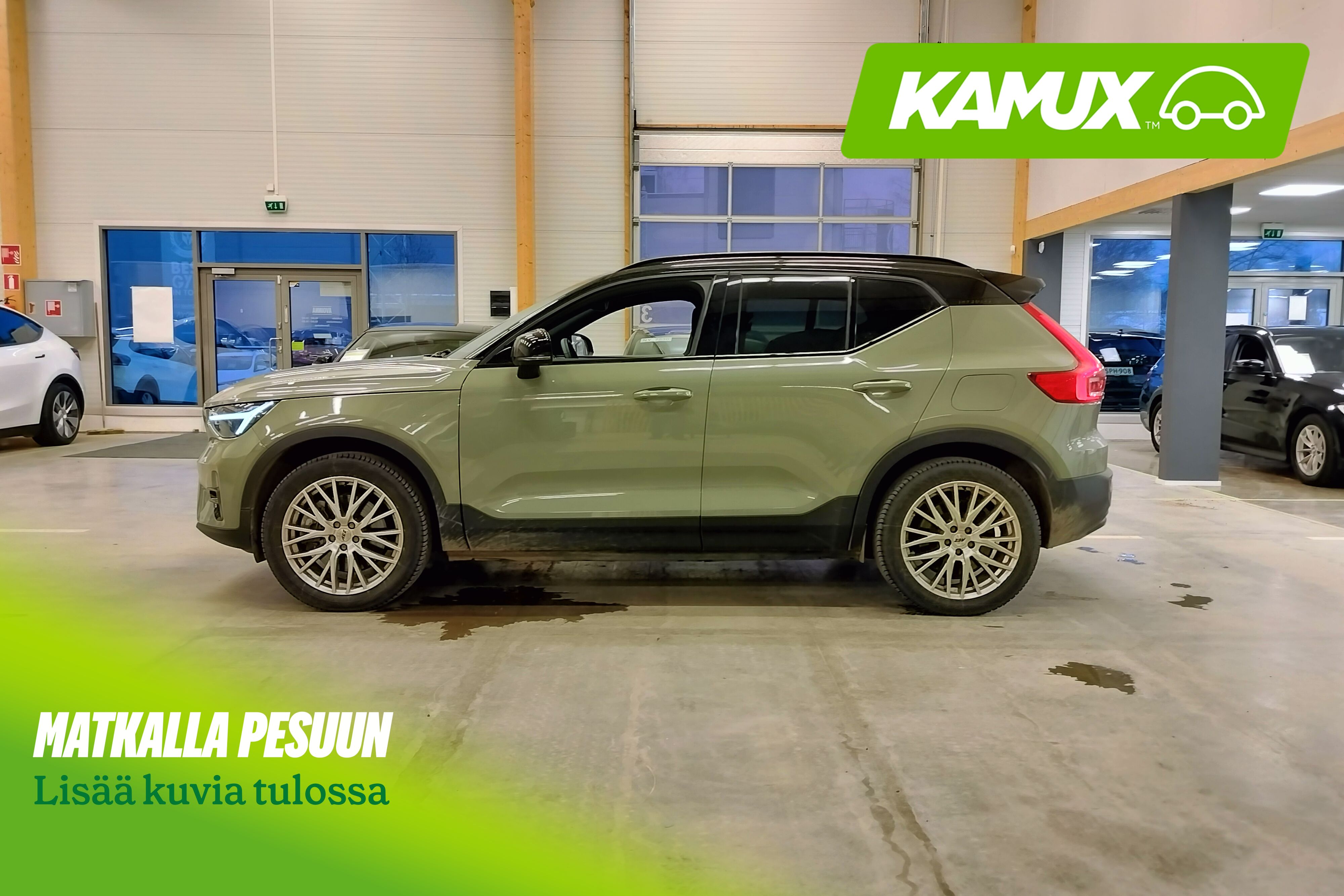 Volvo XC40 2023
