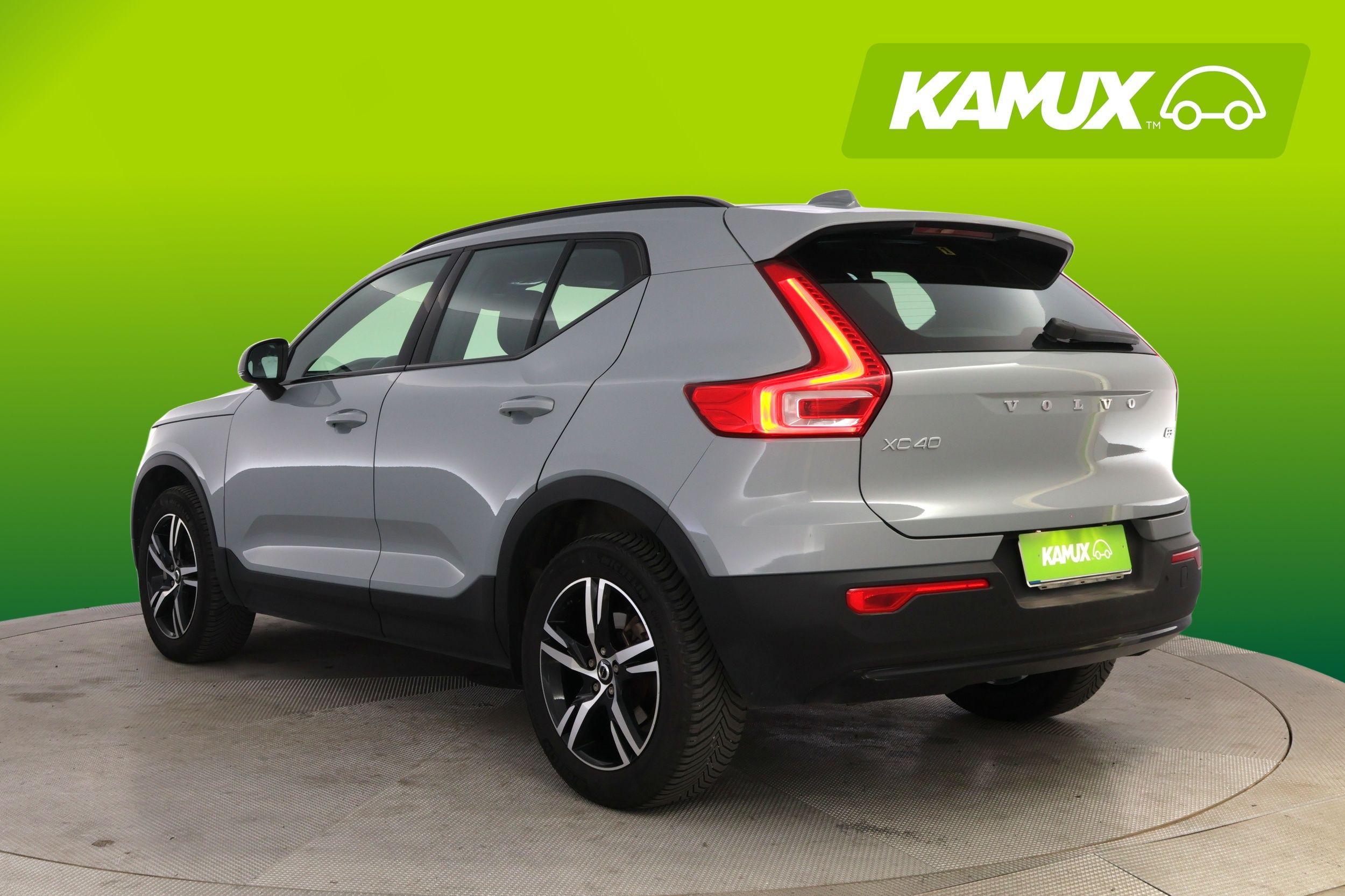 Volvo XC40 2024