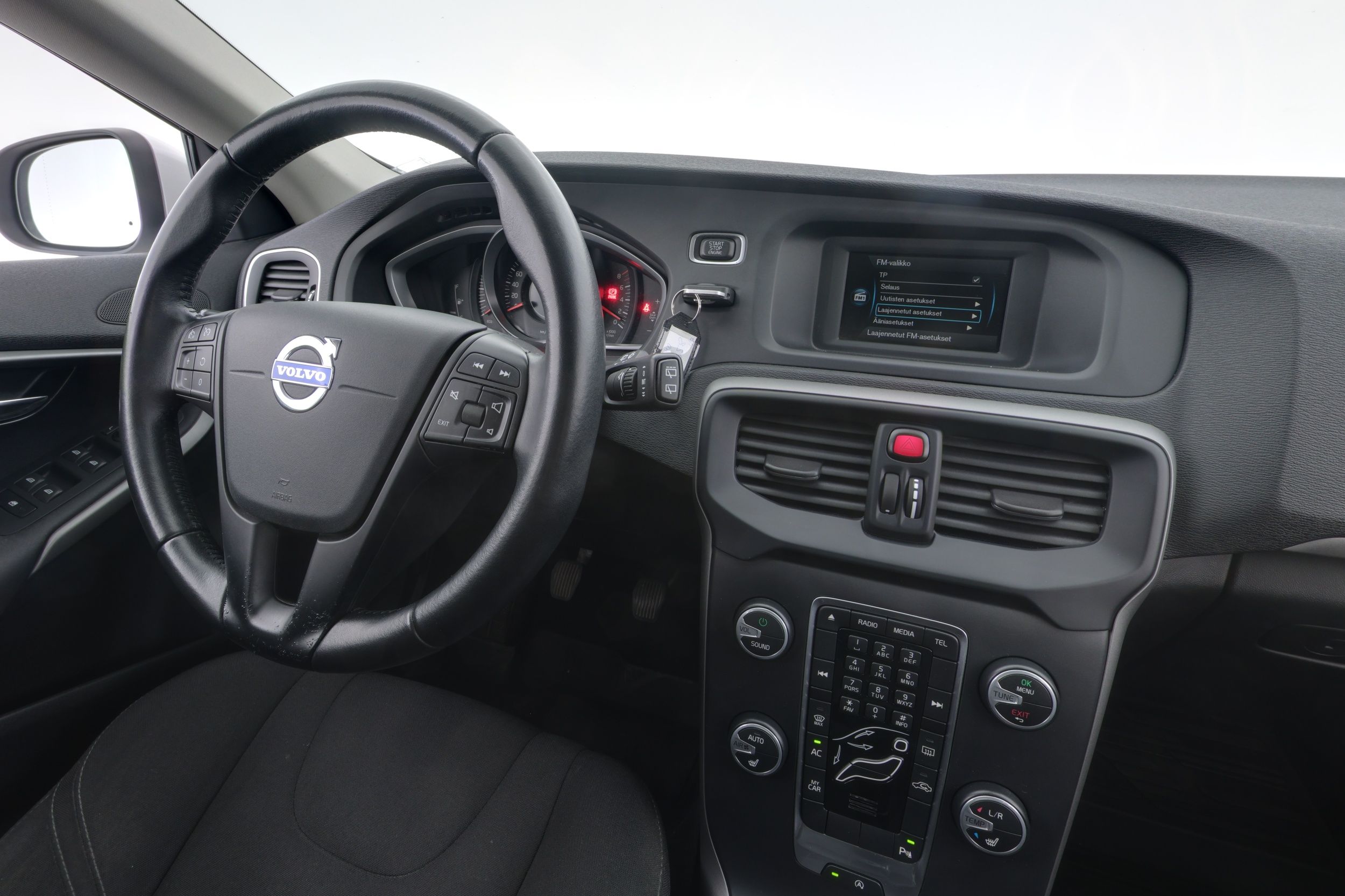 Volvo V40 2015