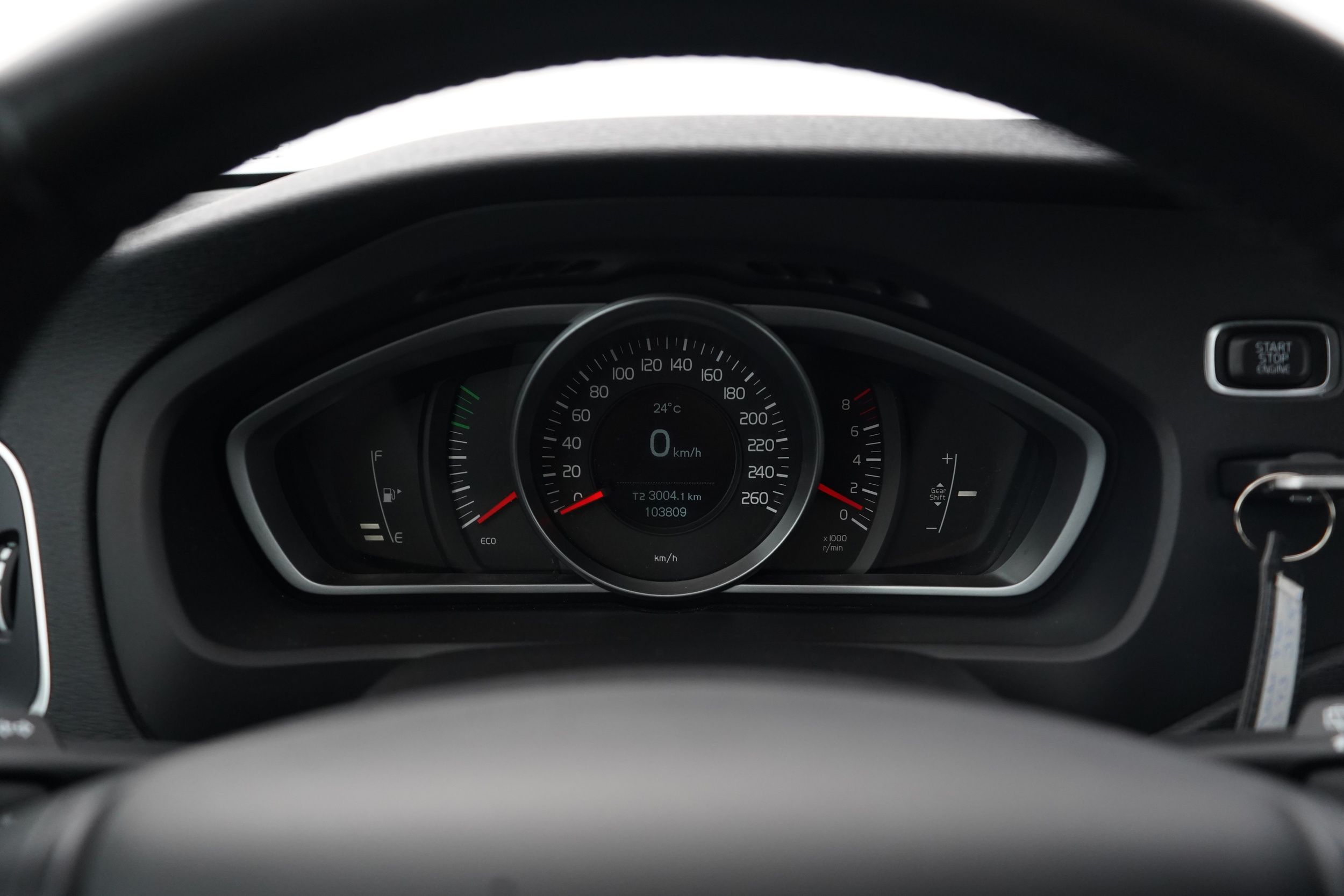 Volvo V40 2015