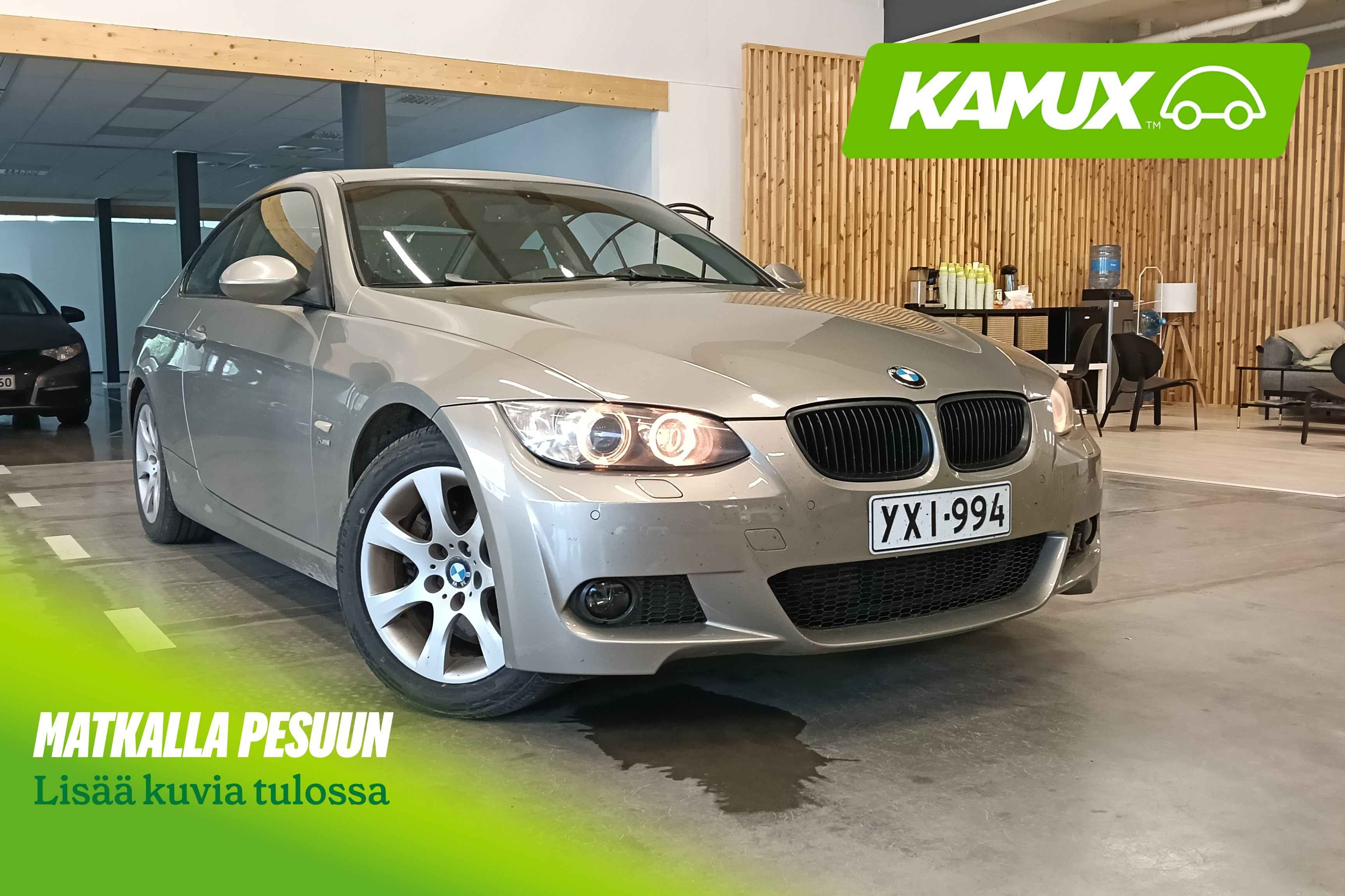 BMW 330 2008