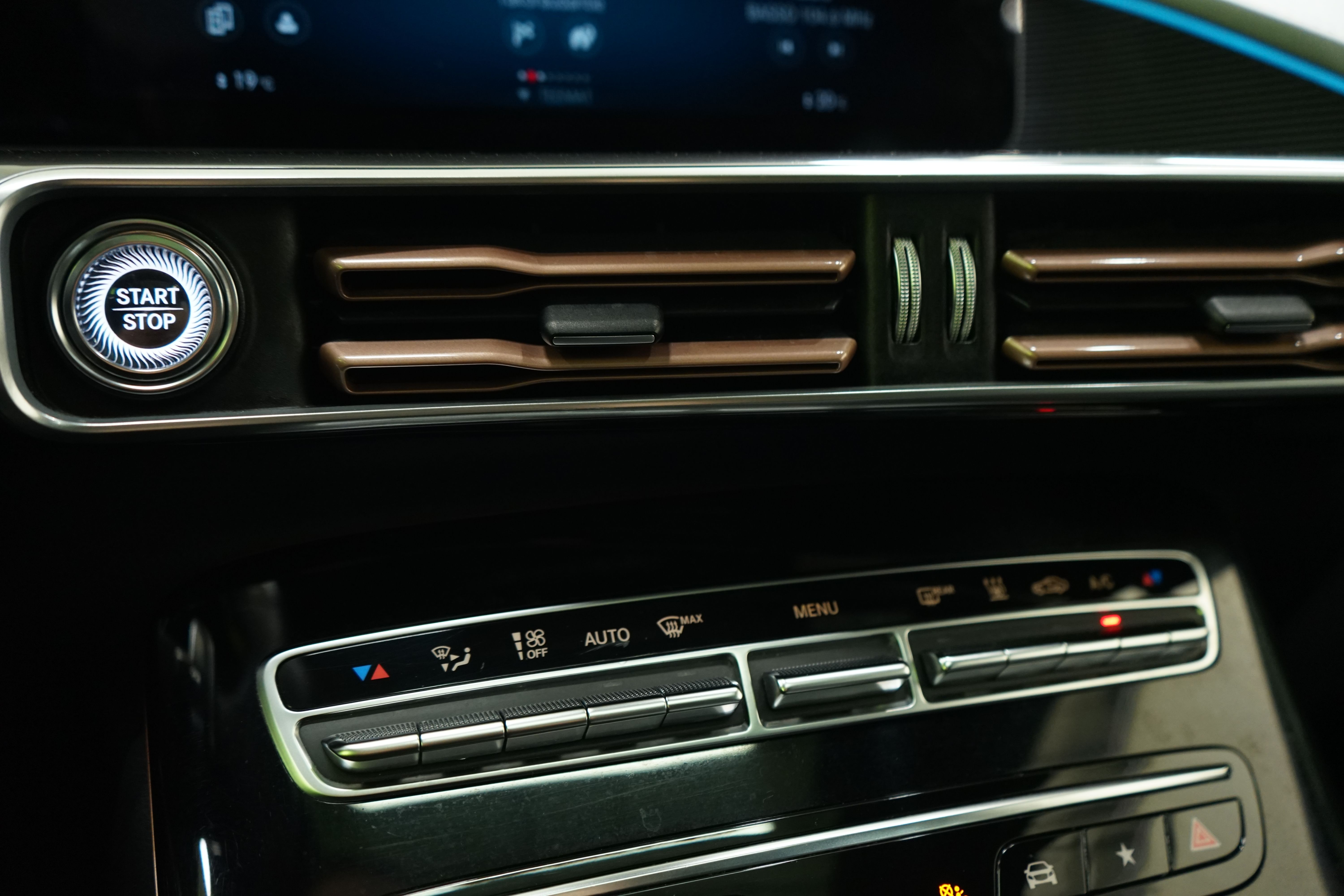 Mercedes-Benz EQC 2021