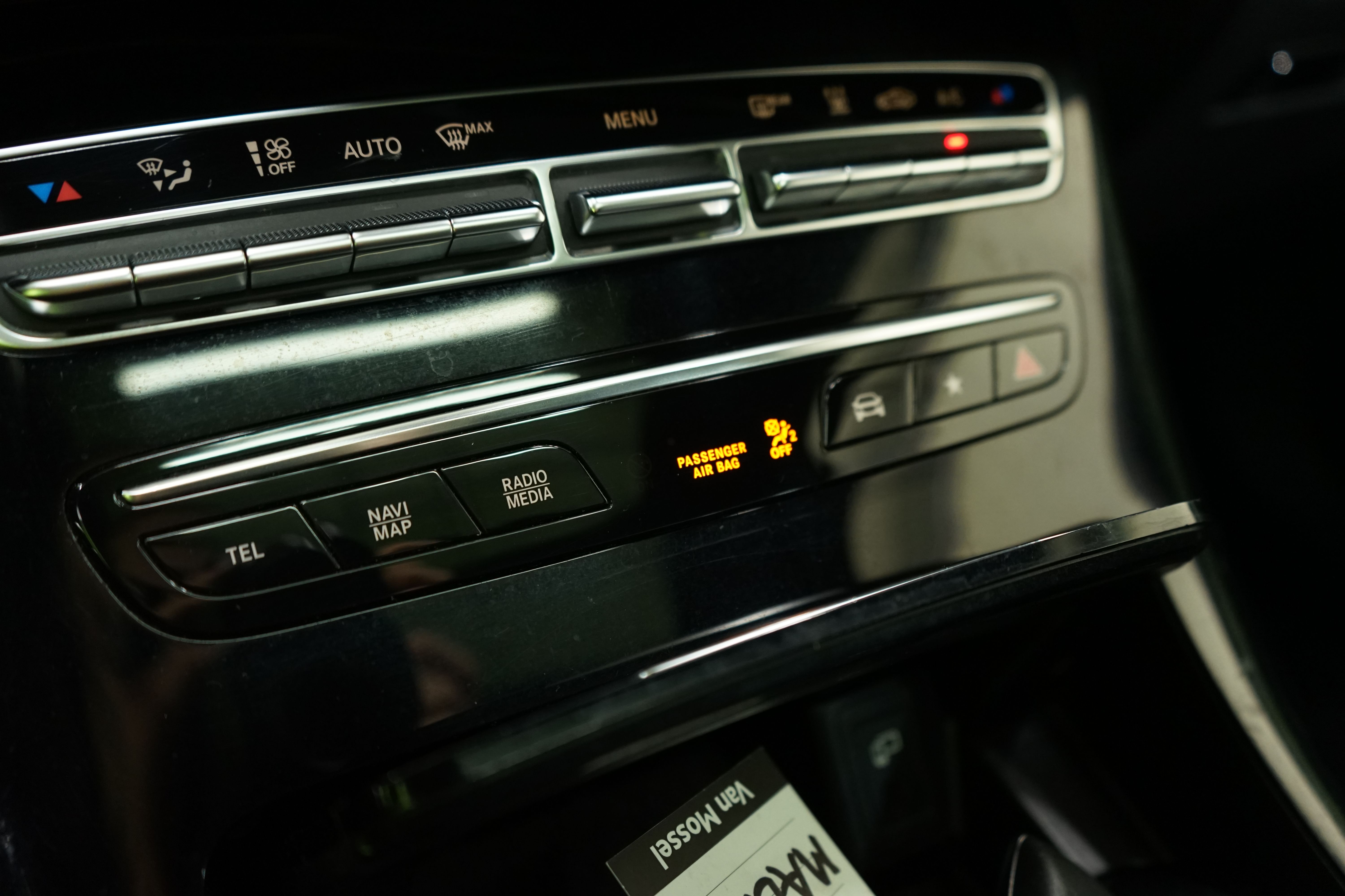 Mercedes-Benz EQC 2021