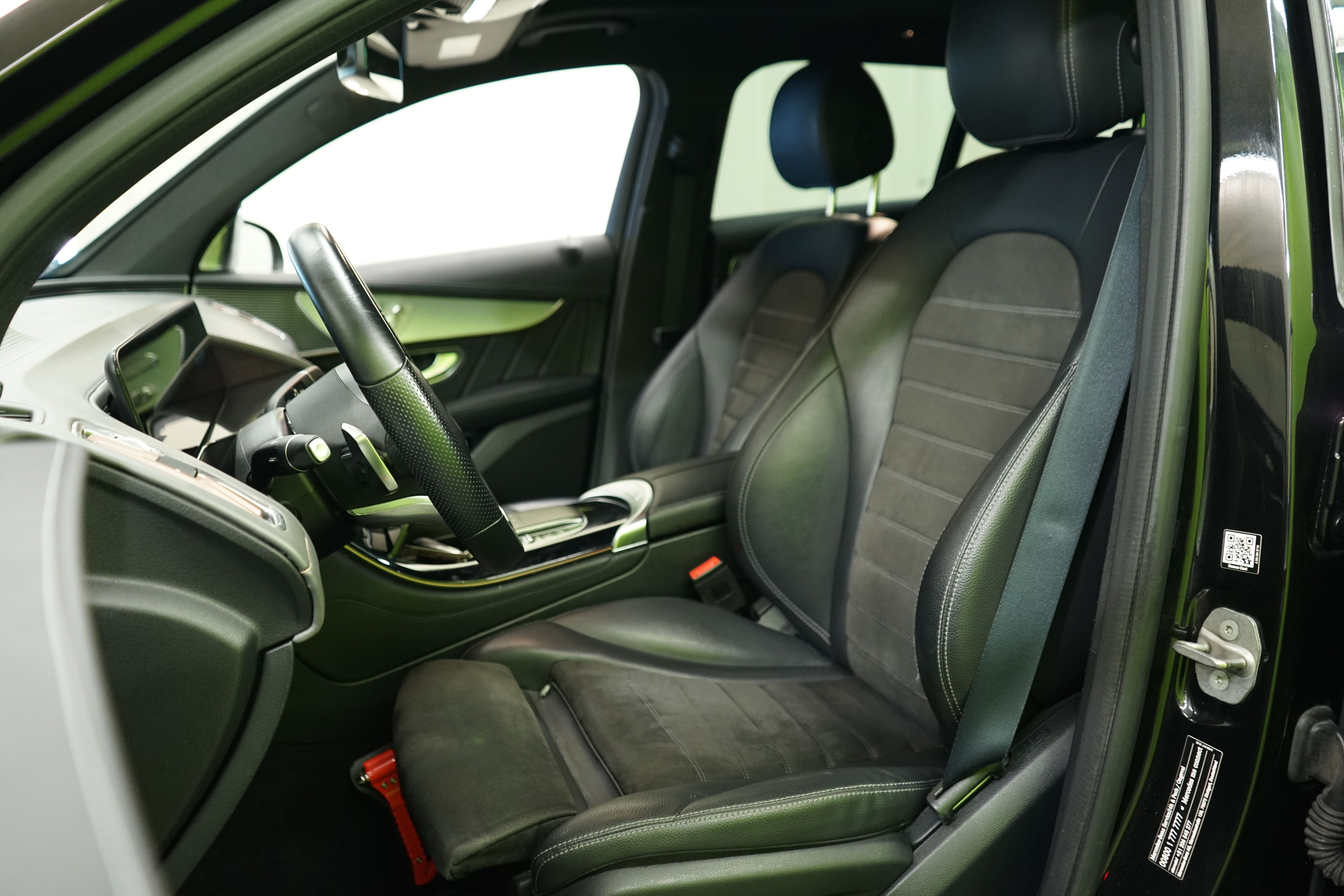 Mercedes-Benz EQC 2021