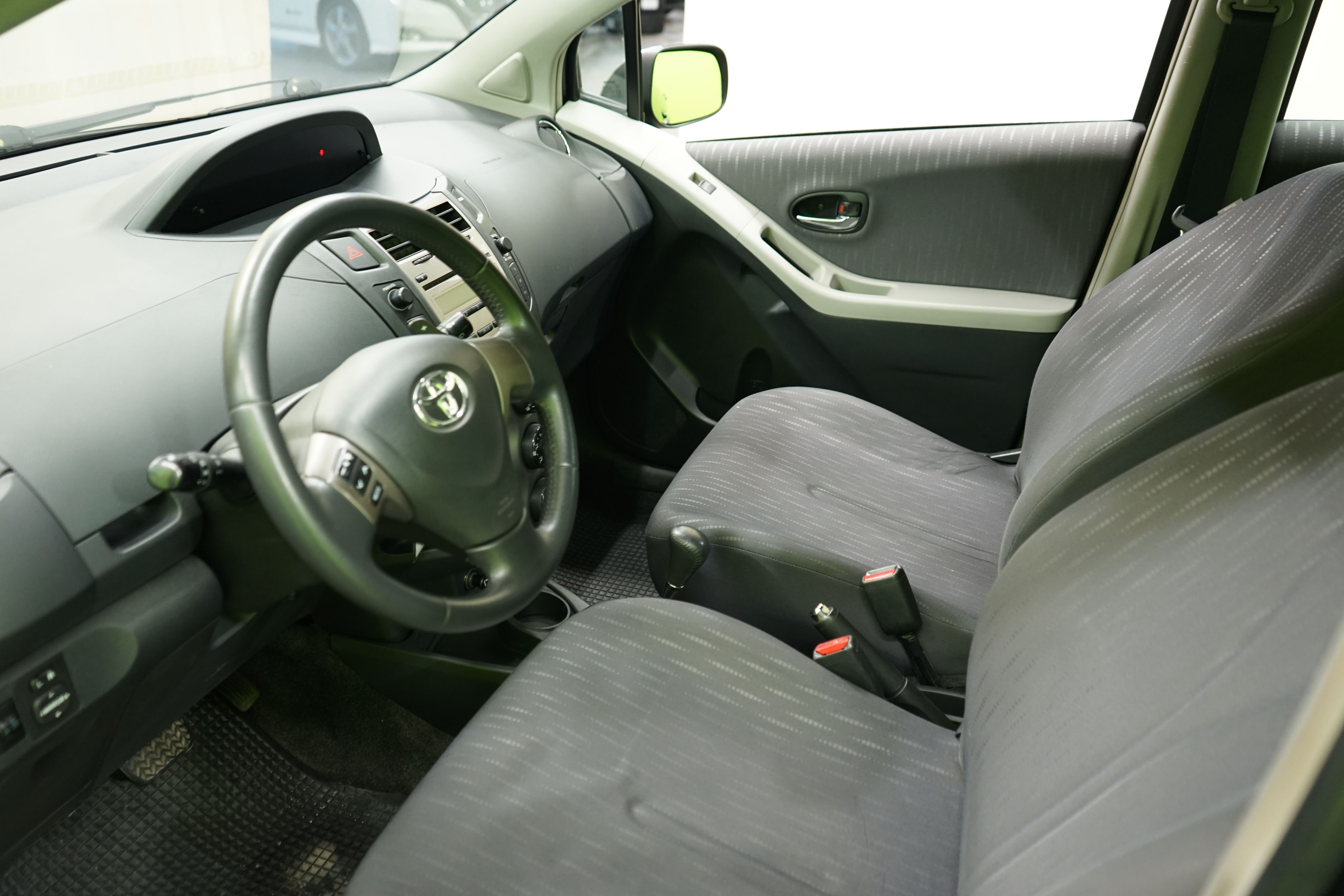 Toyota Yaris 2009
