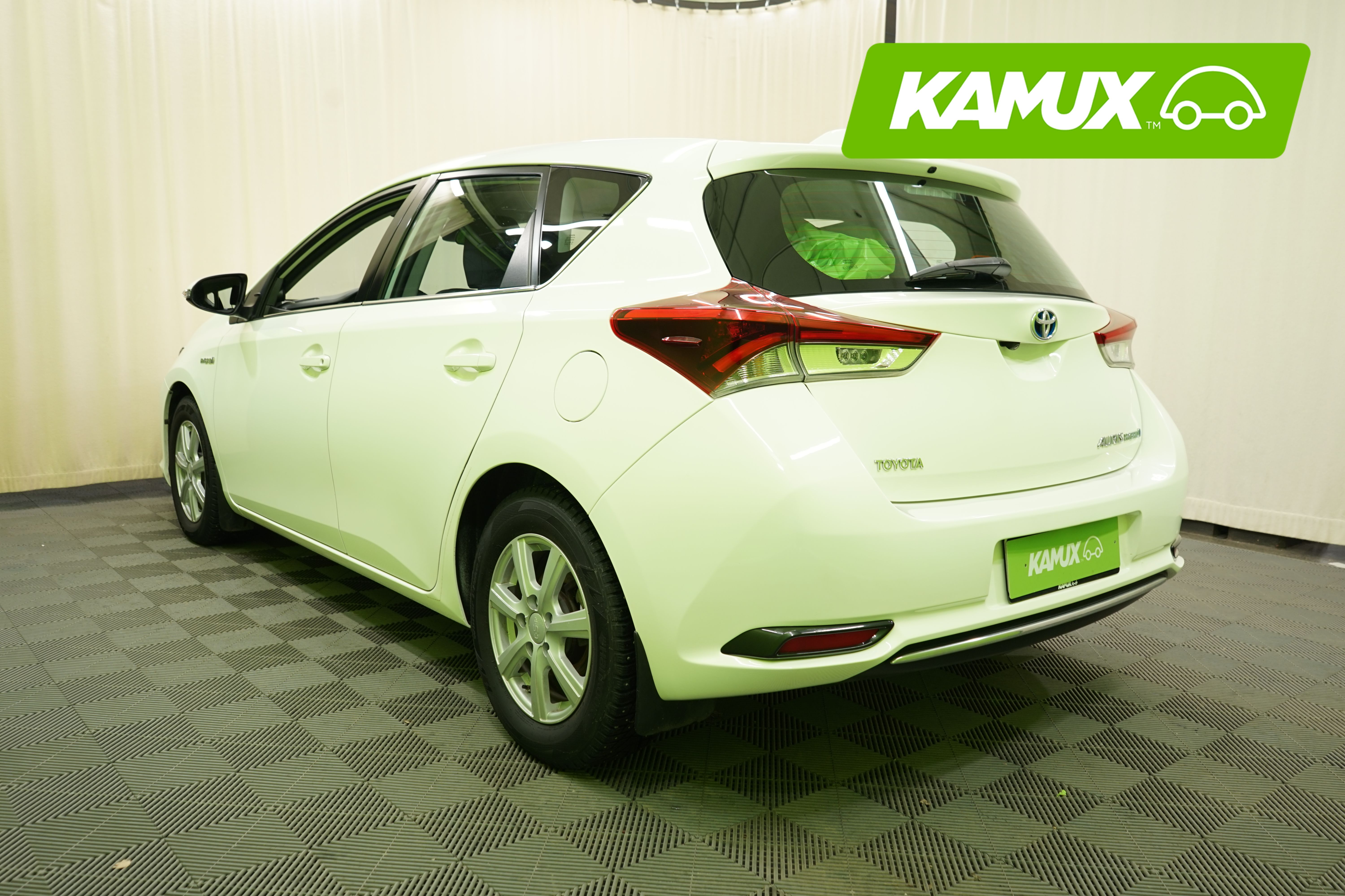 Toyota Auris 2015