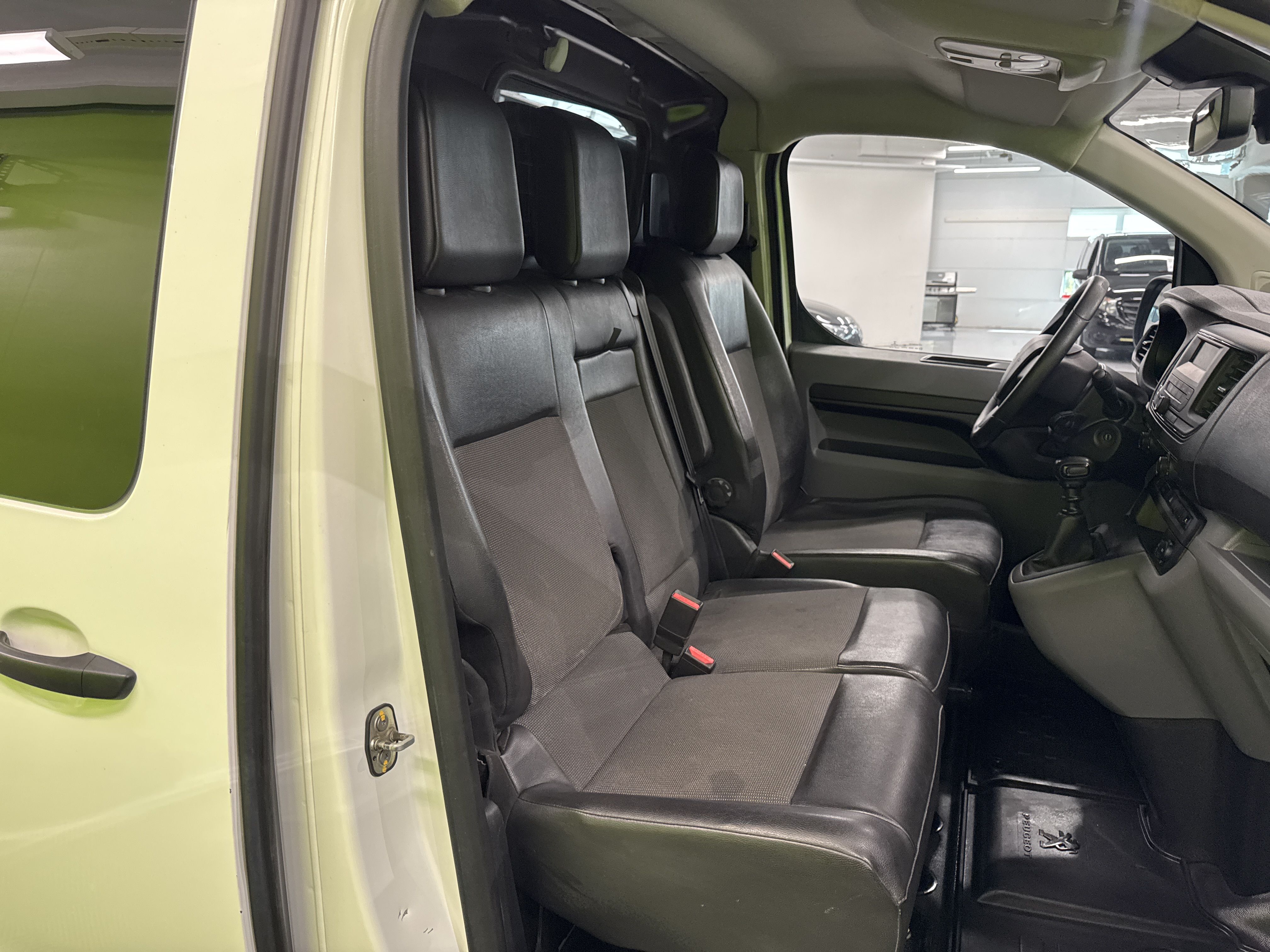 Peugeot Expert 2019
