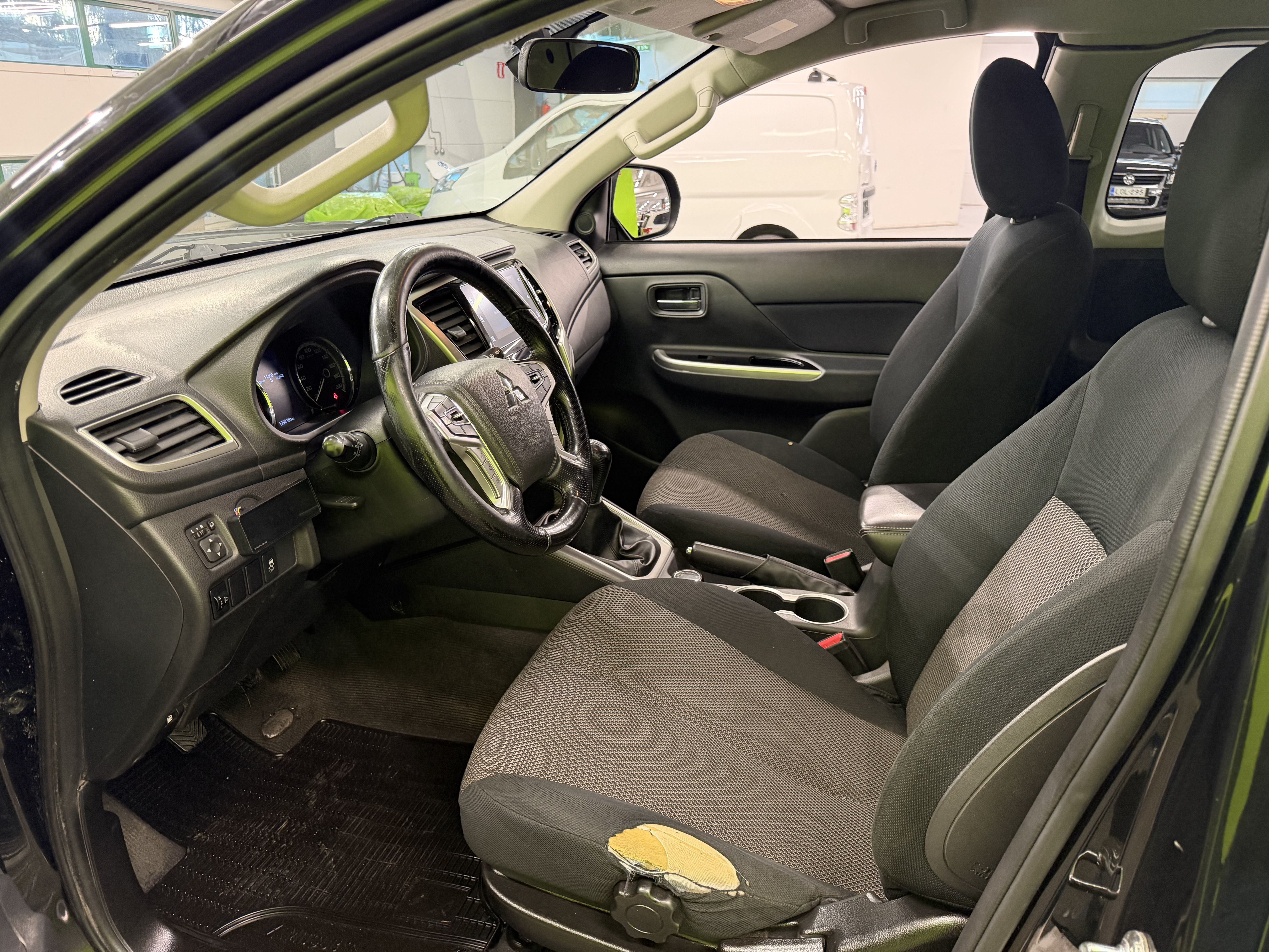 Mitsubishi L200 2020