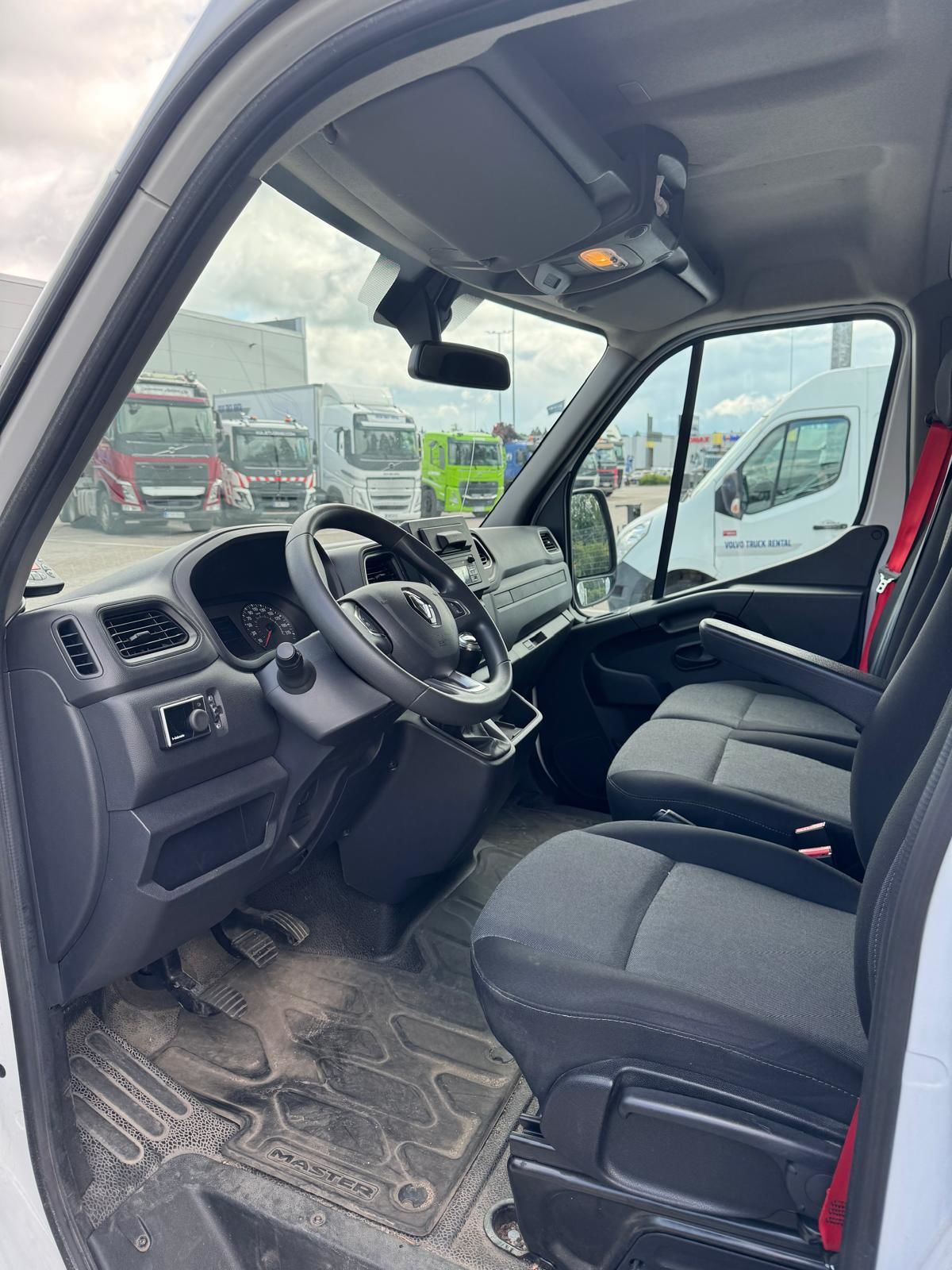 Renault Master 2023