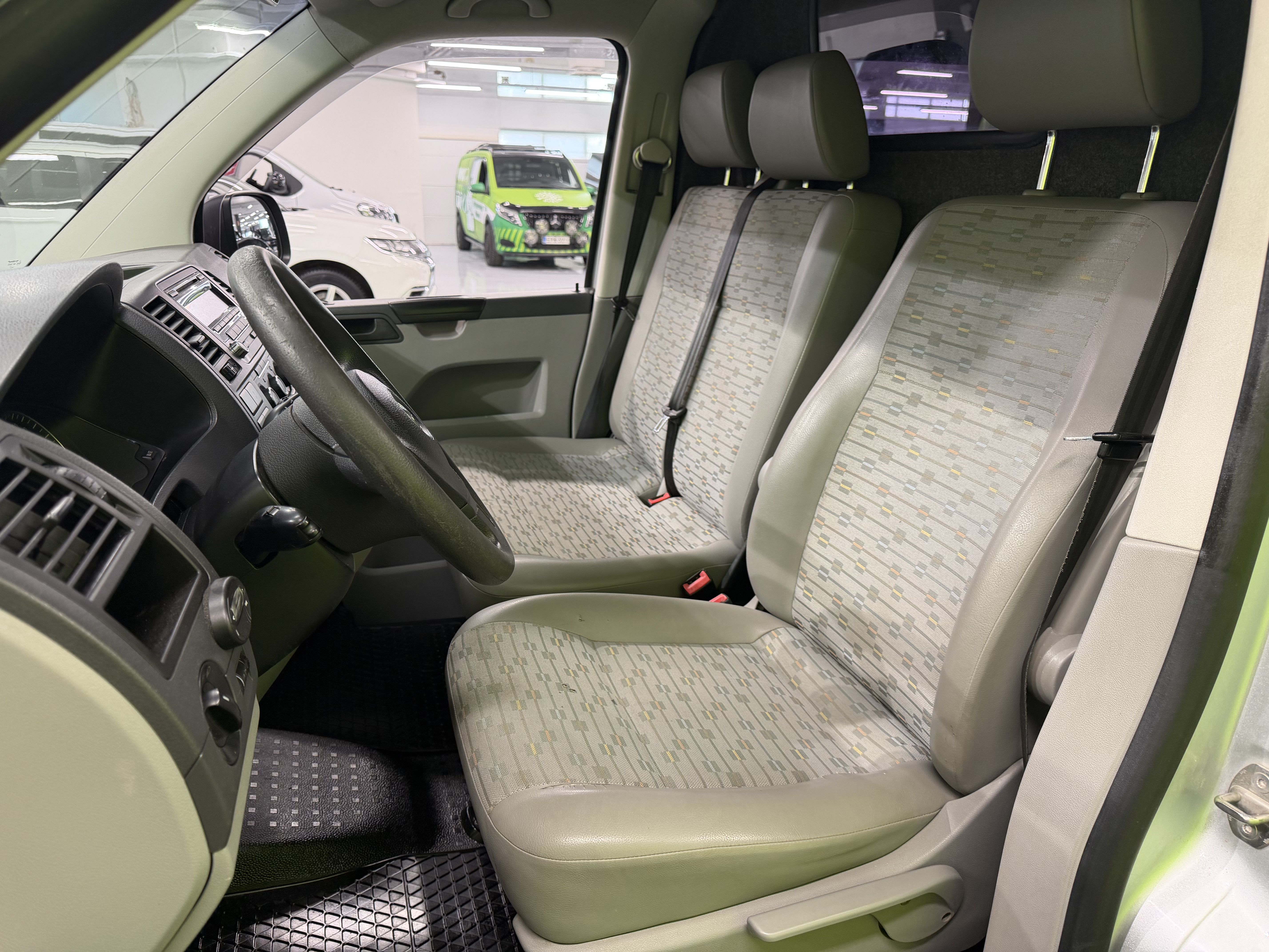 Volkswagen Transporter 2012