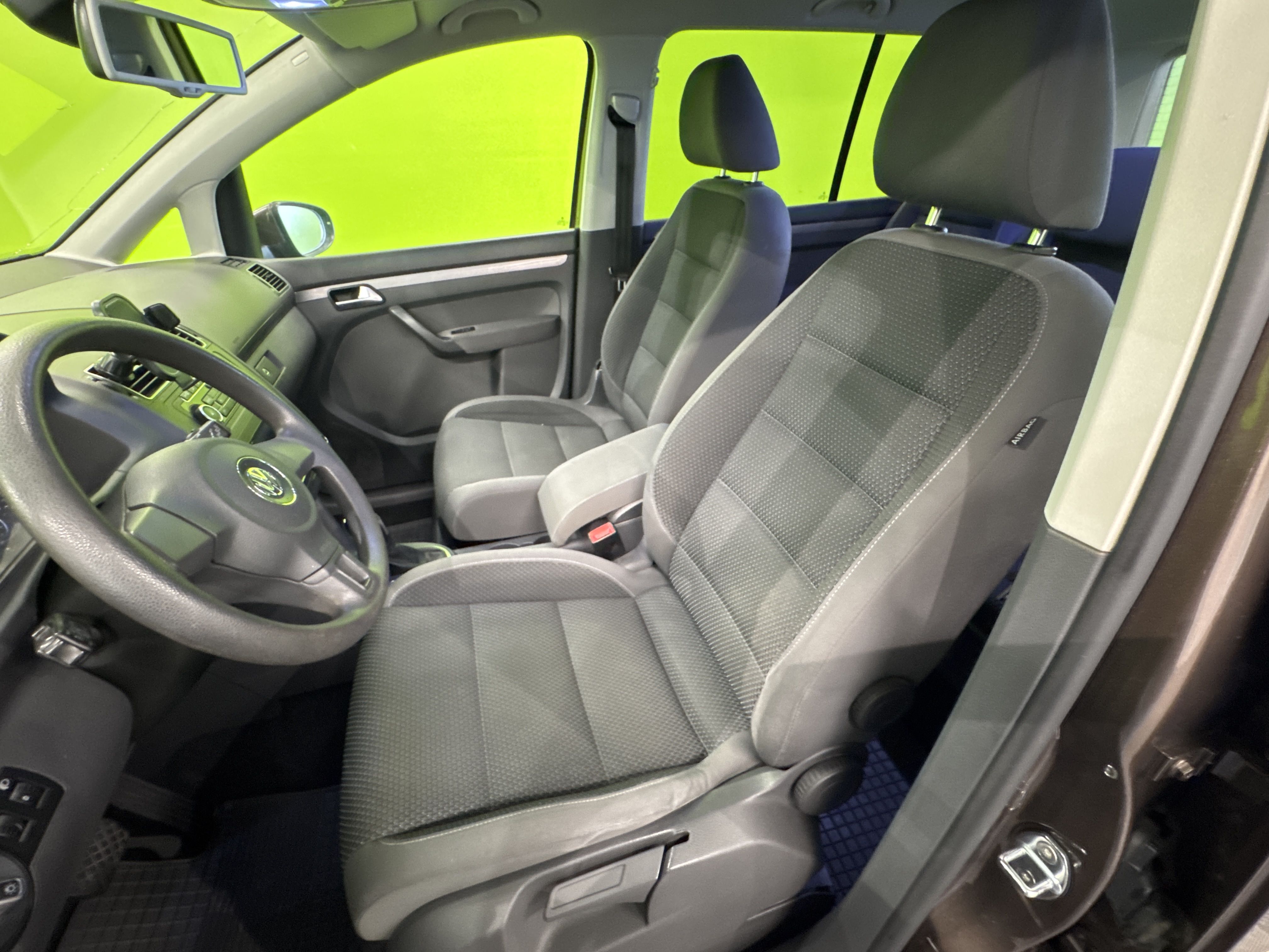 Volkswagen Touran 2011