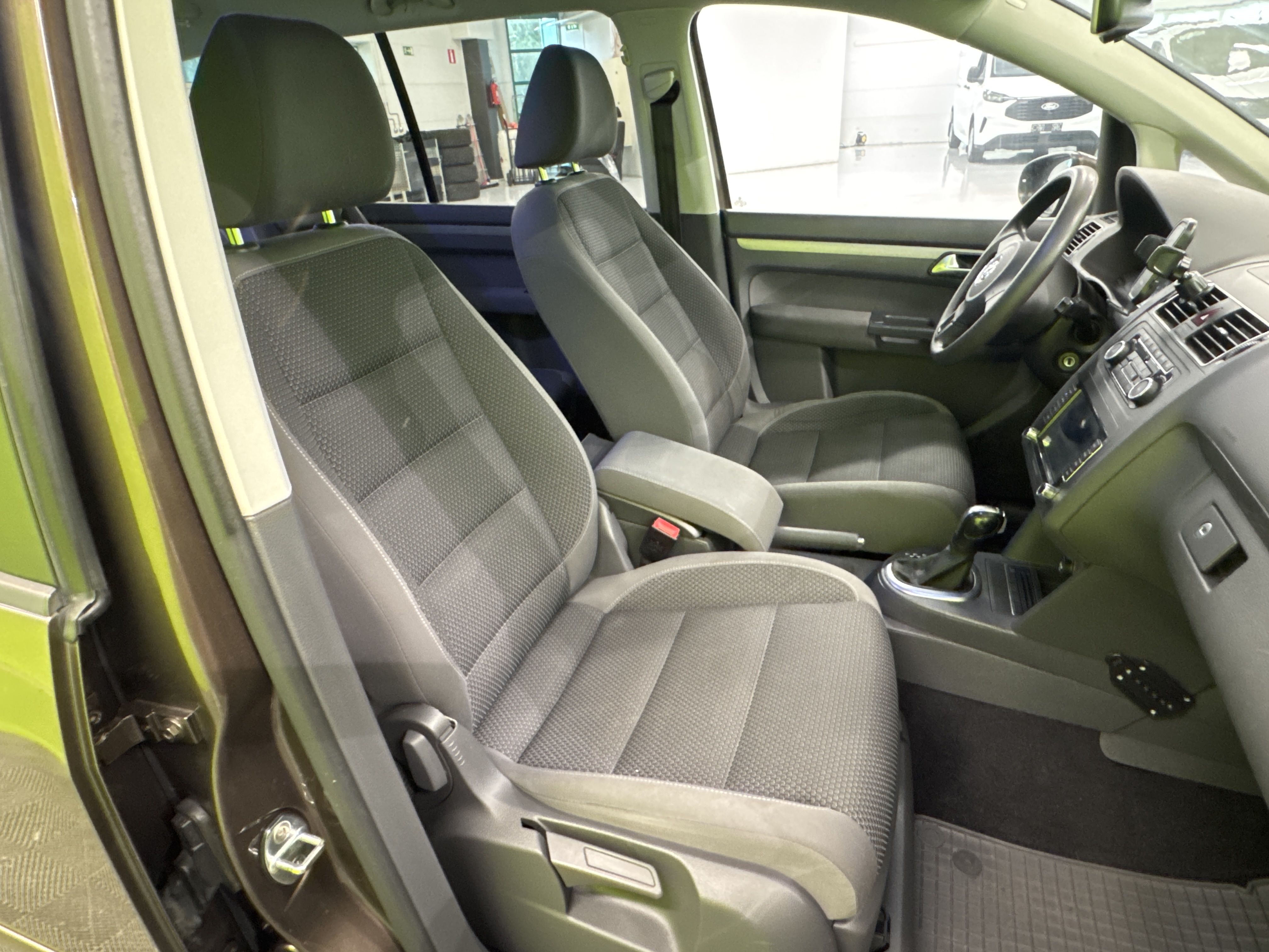Volkswagen Touran 2011