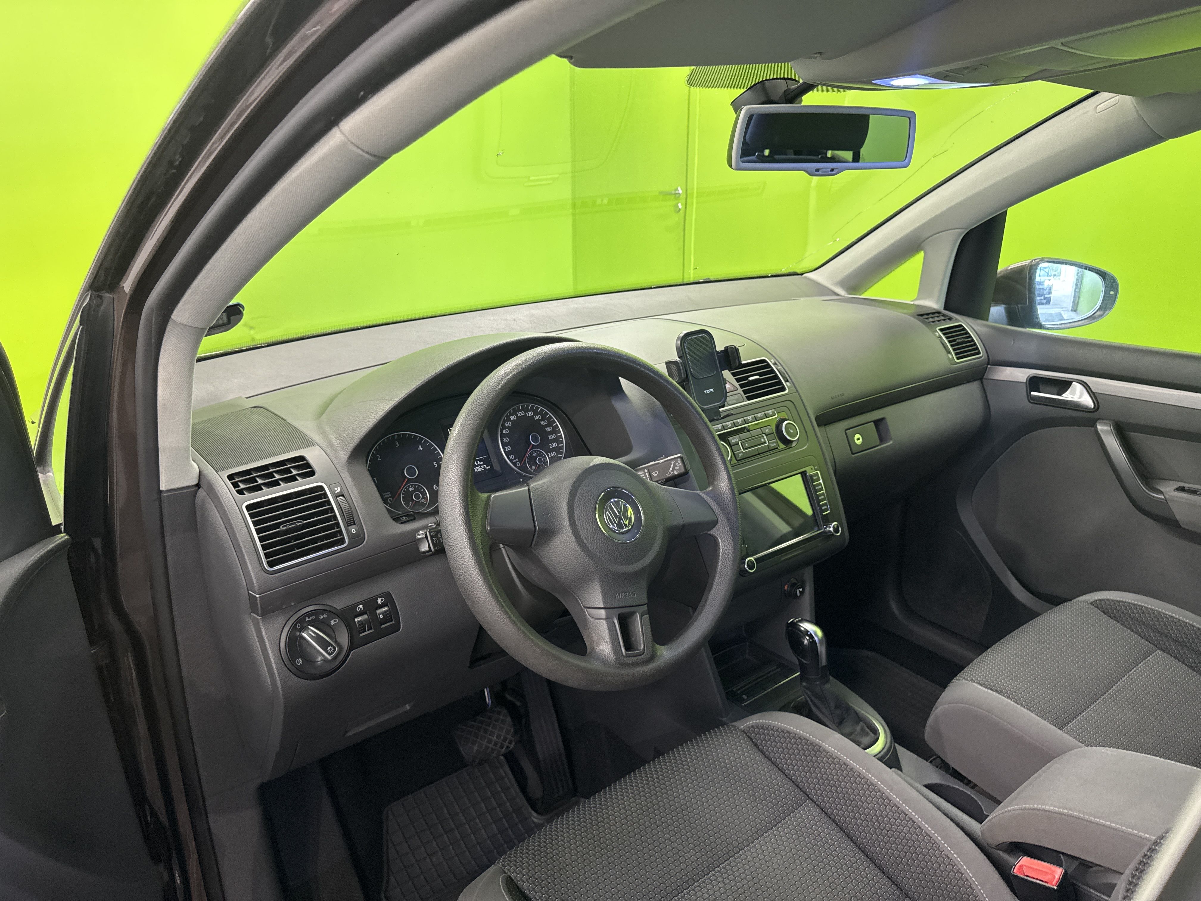 Volkswagen Touran 2011