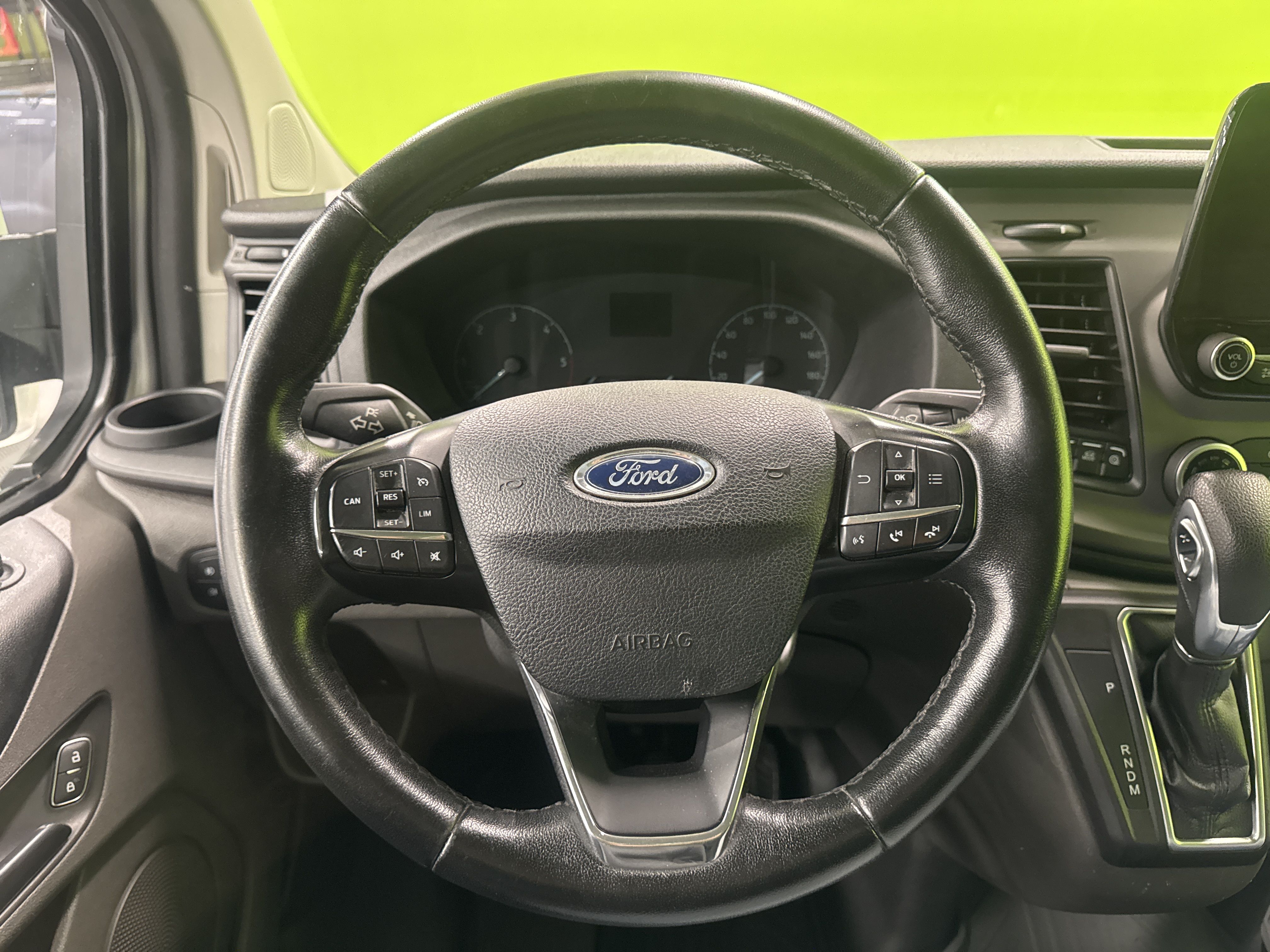 Ford Custom 2021