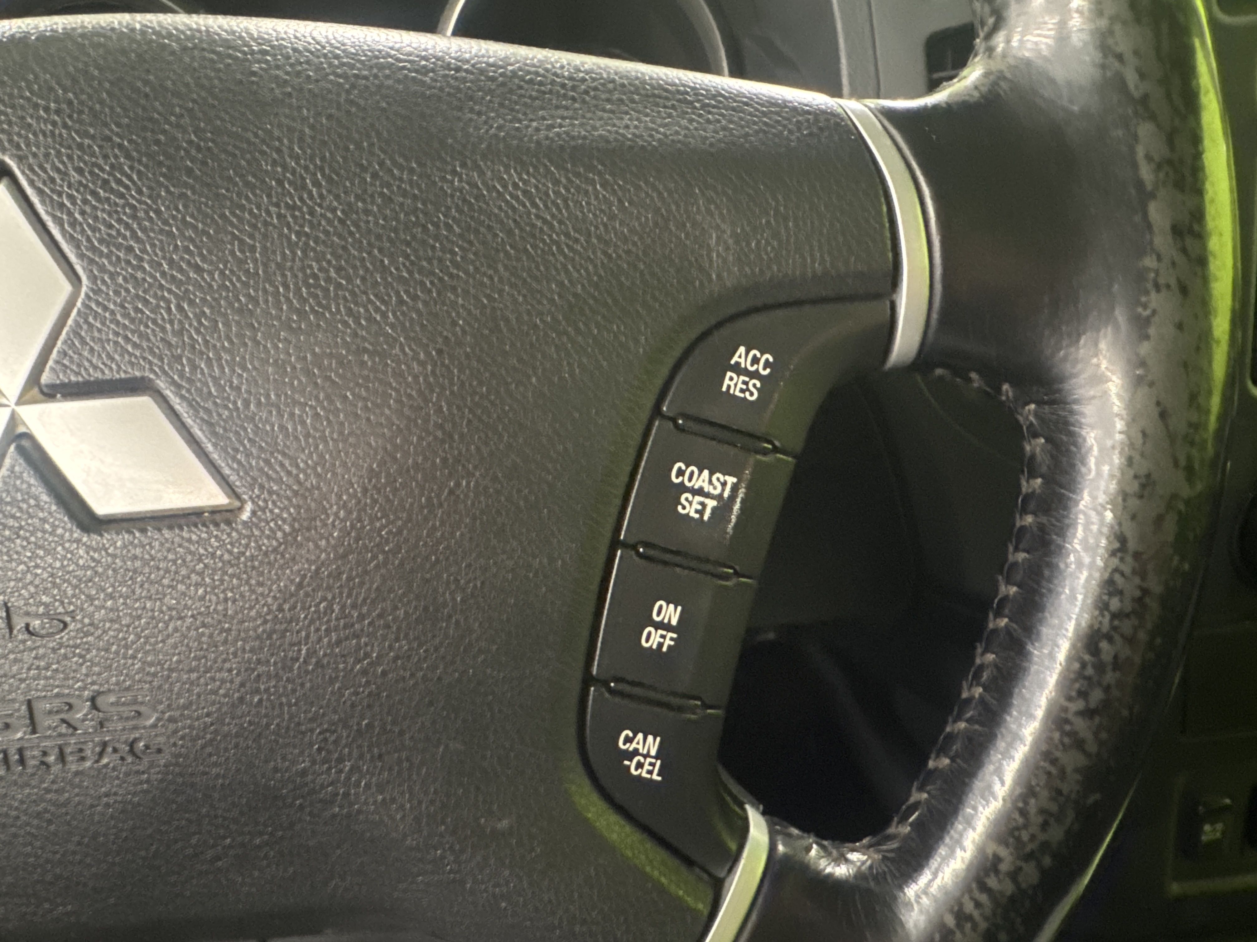 Mitsubishi Pajero 2014