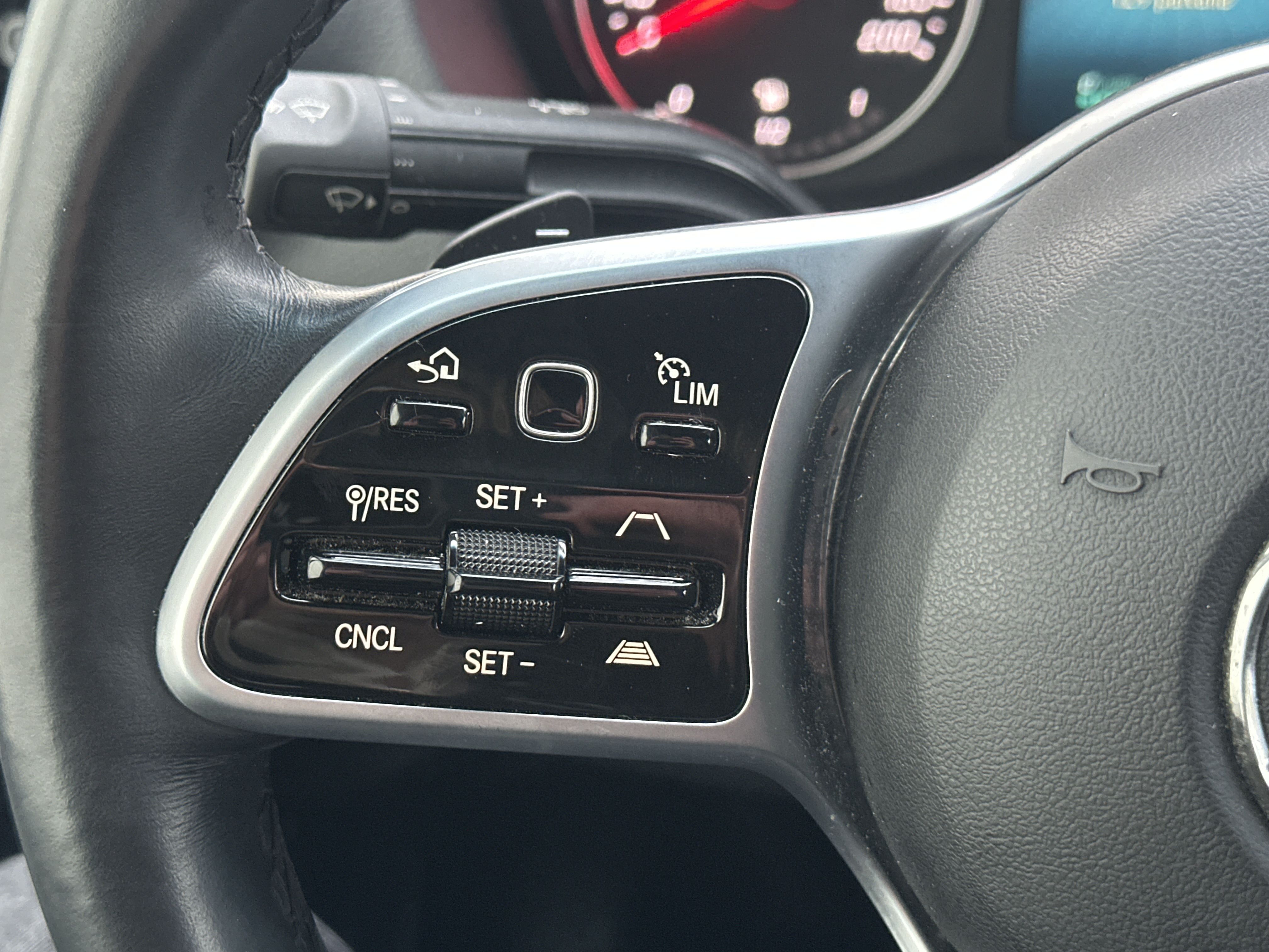 Mercedes-Benz Sprinter 2024