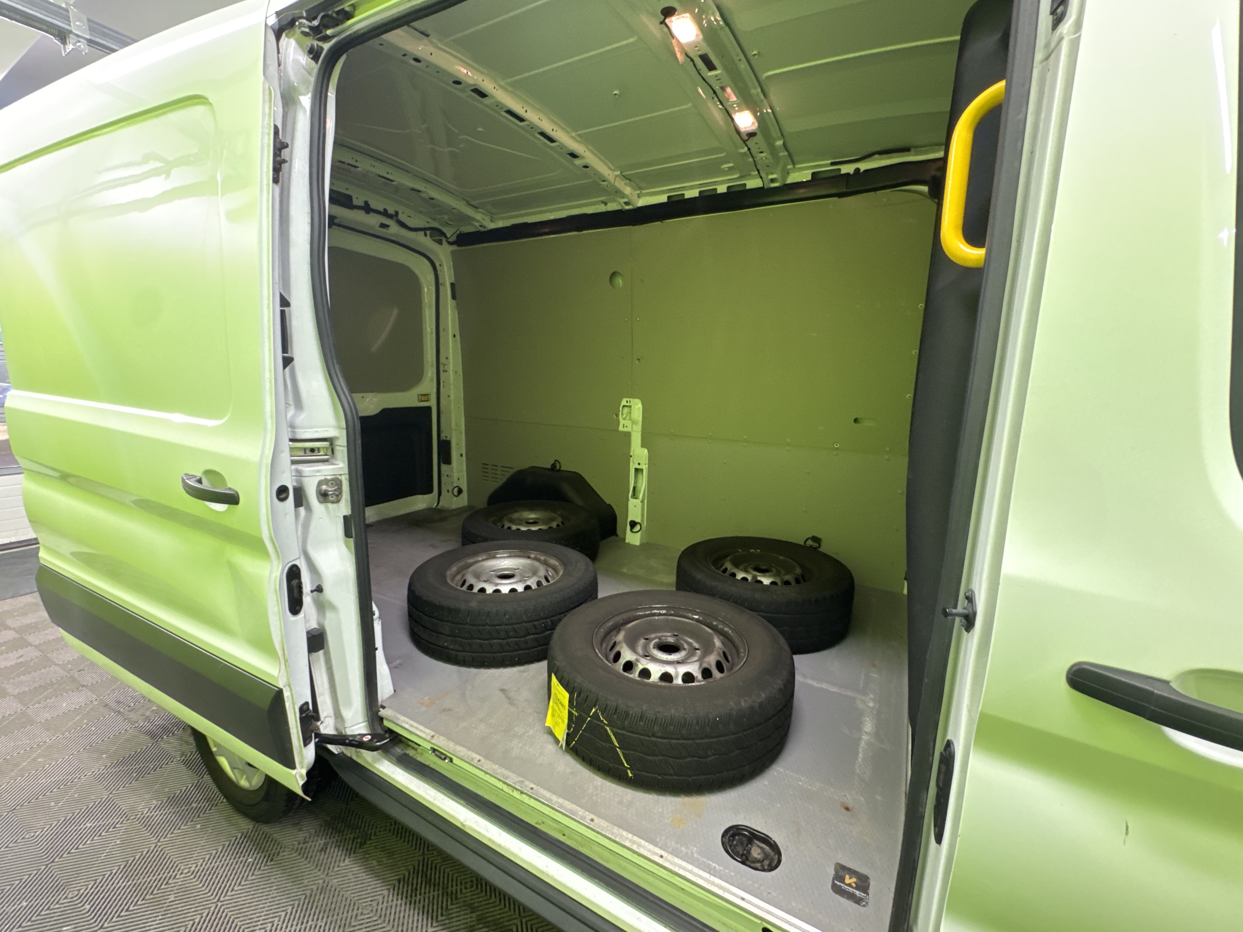 Ford Transit 2021