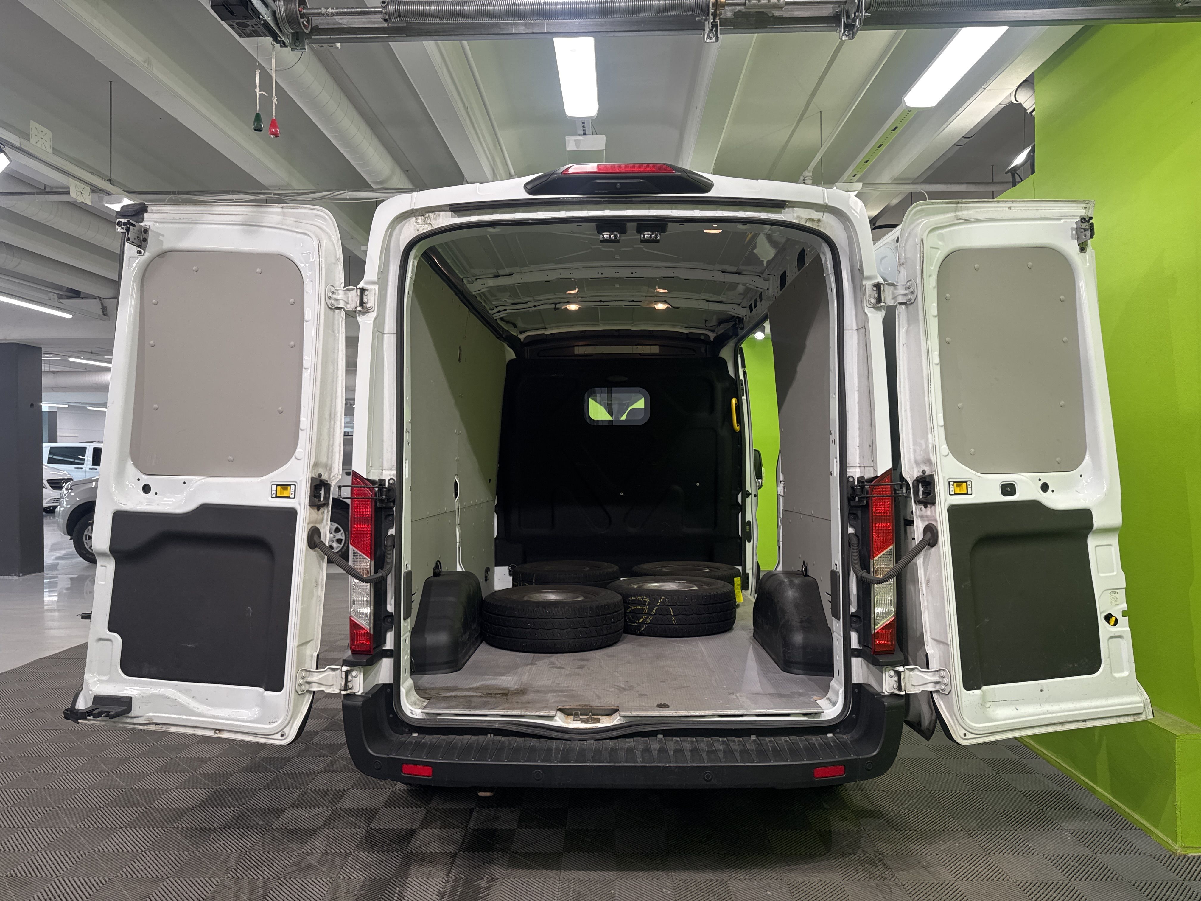 Ford Transit 2021