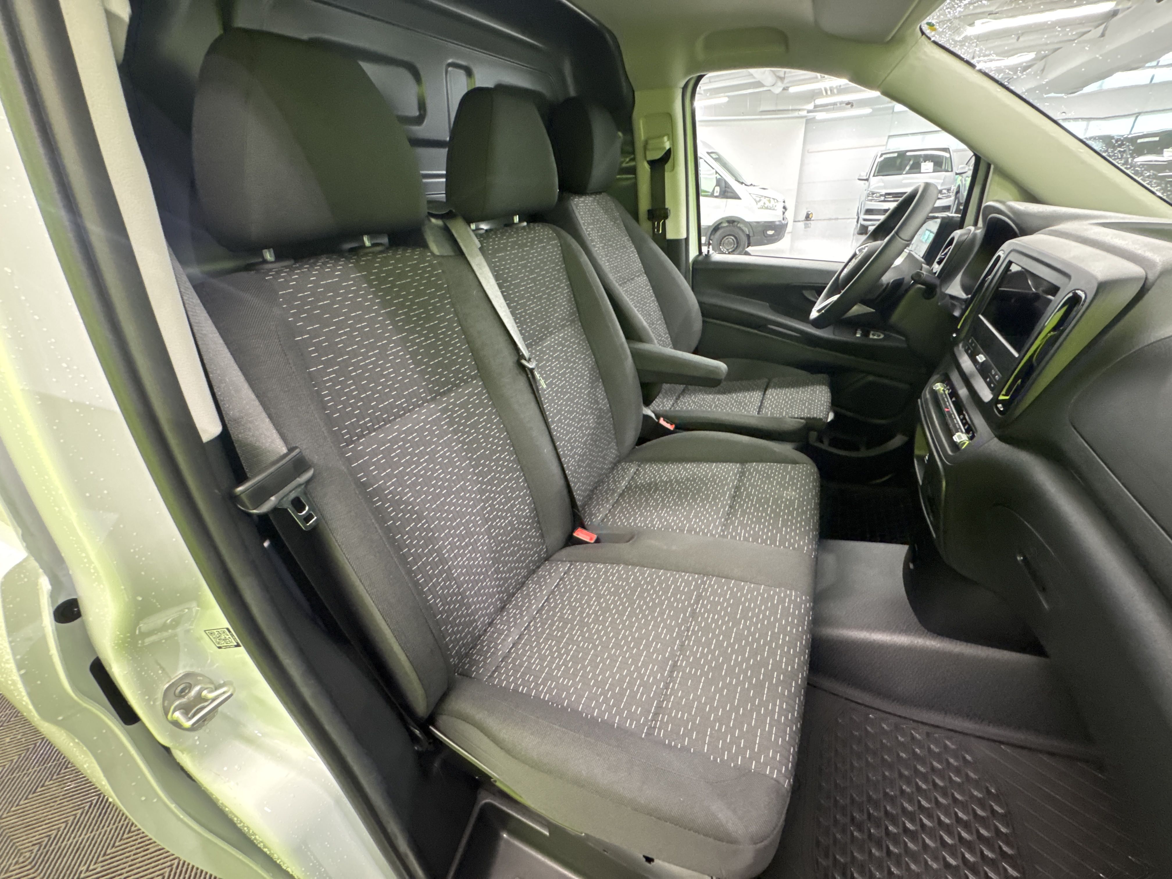 Mercedes-Benz Vito 2025