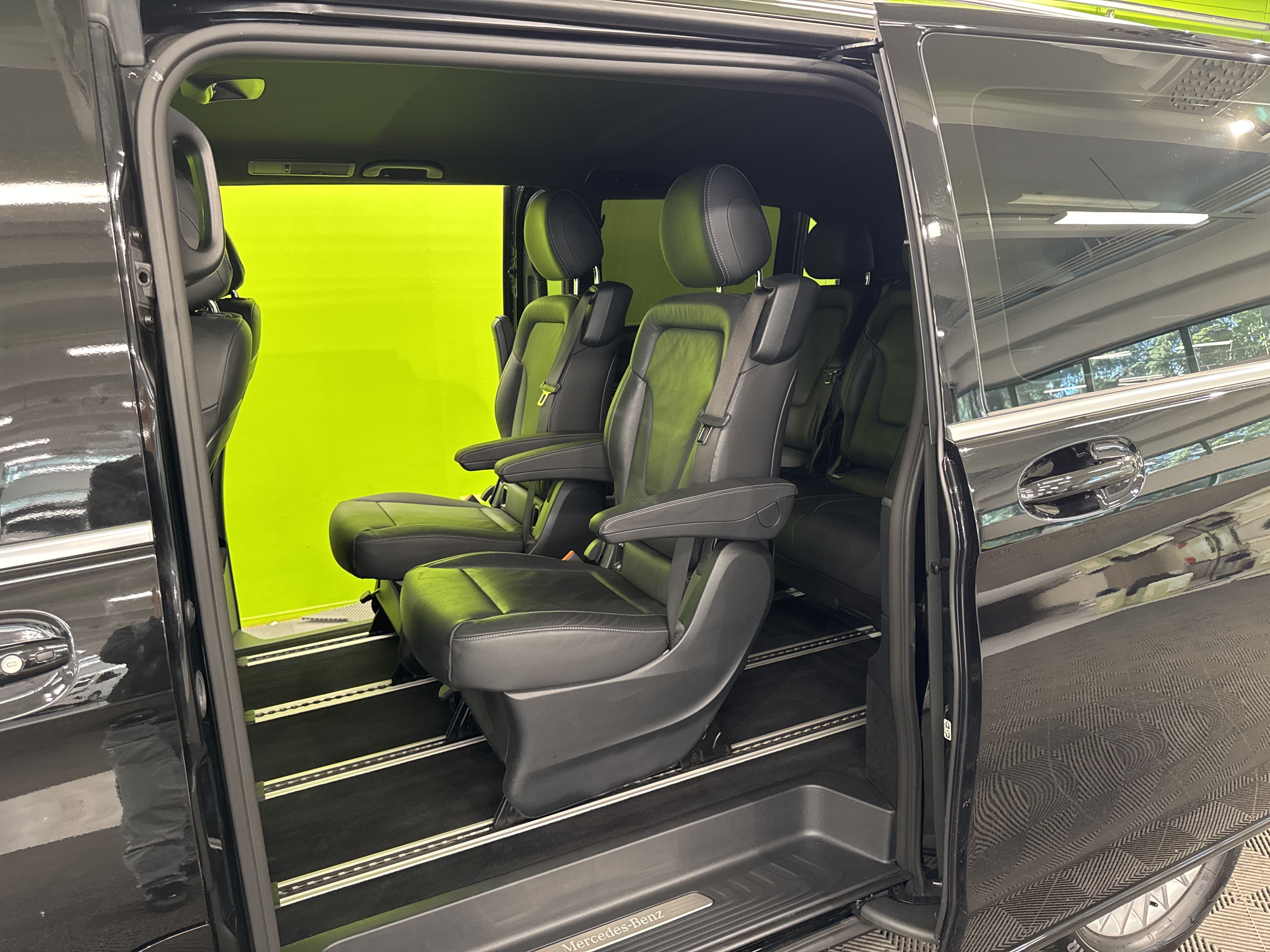 Mercedes-Benz EQV 2024