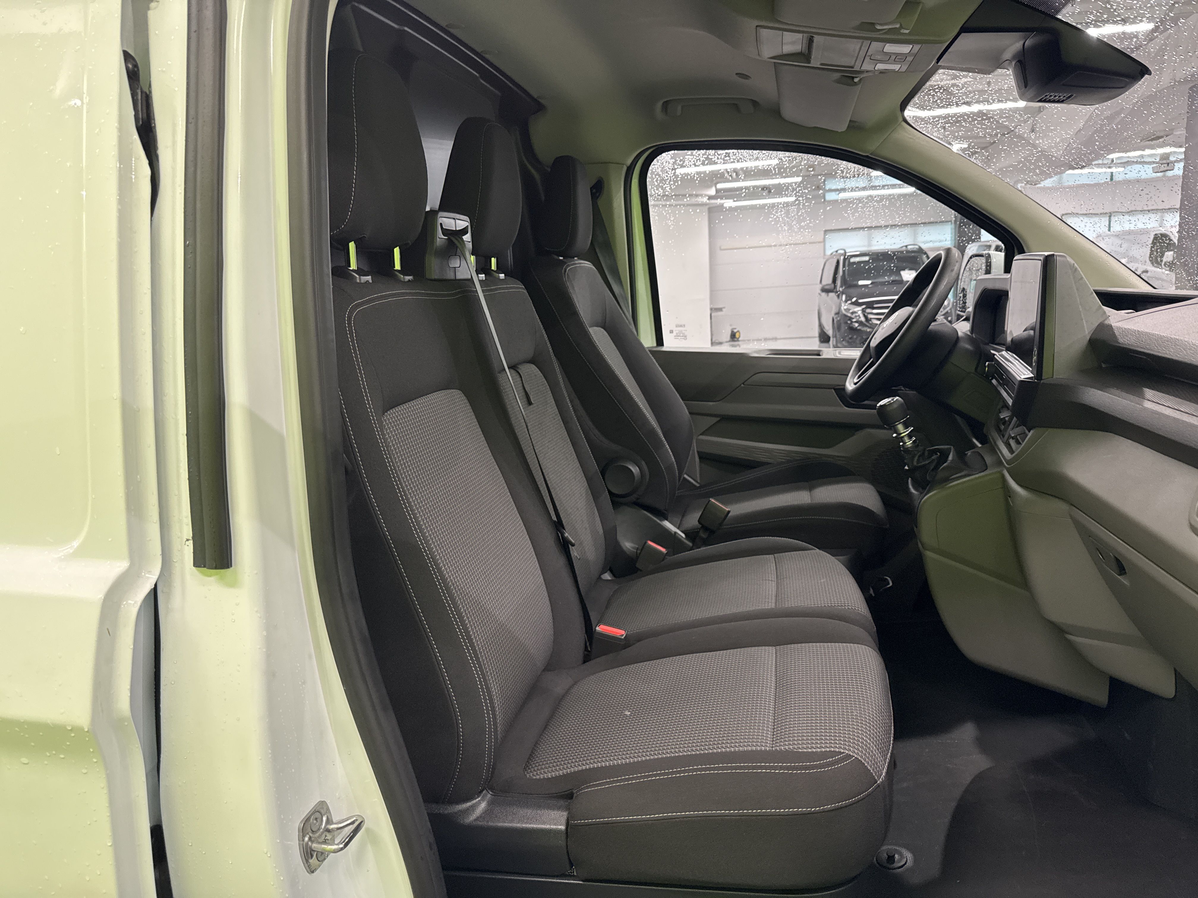 Volkswagen Transporter 2025