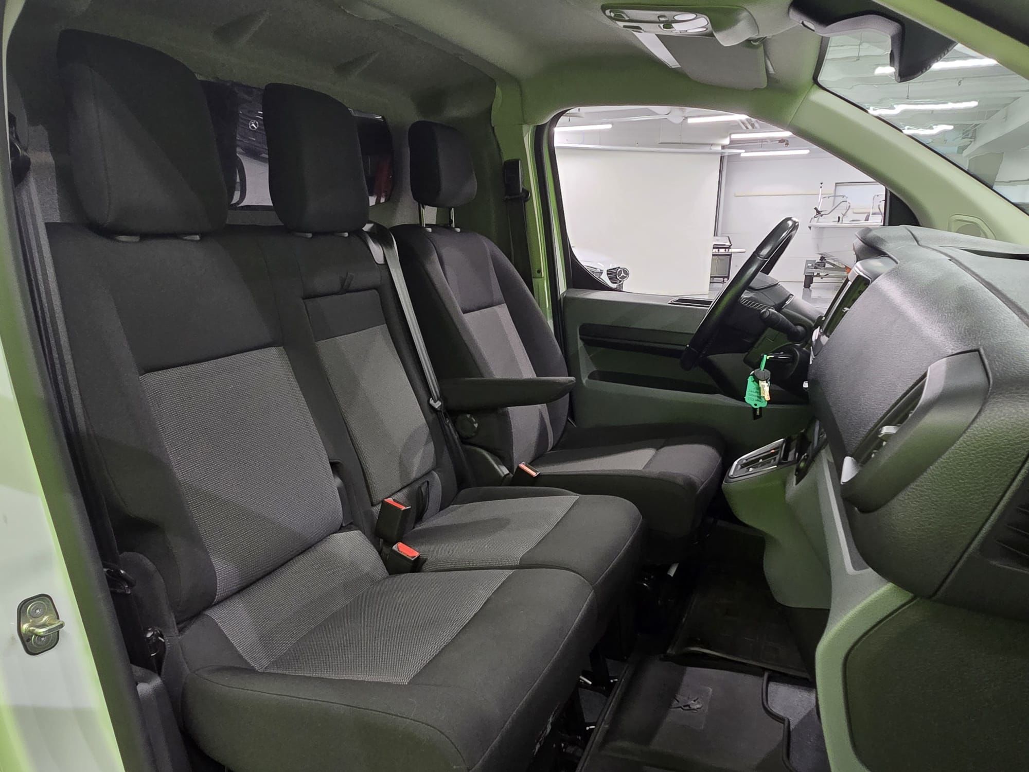 Peugeot e-Expert 2023
