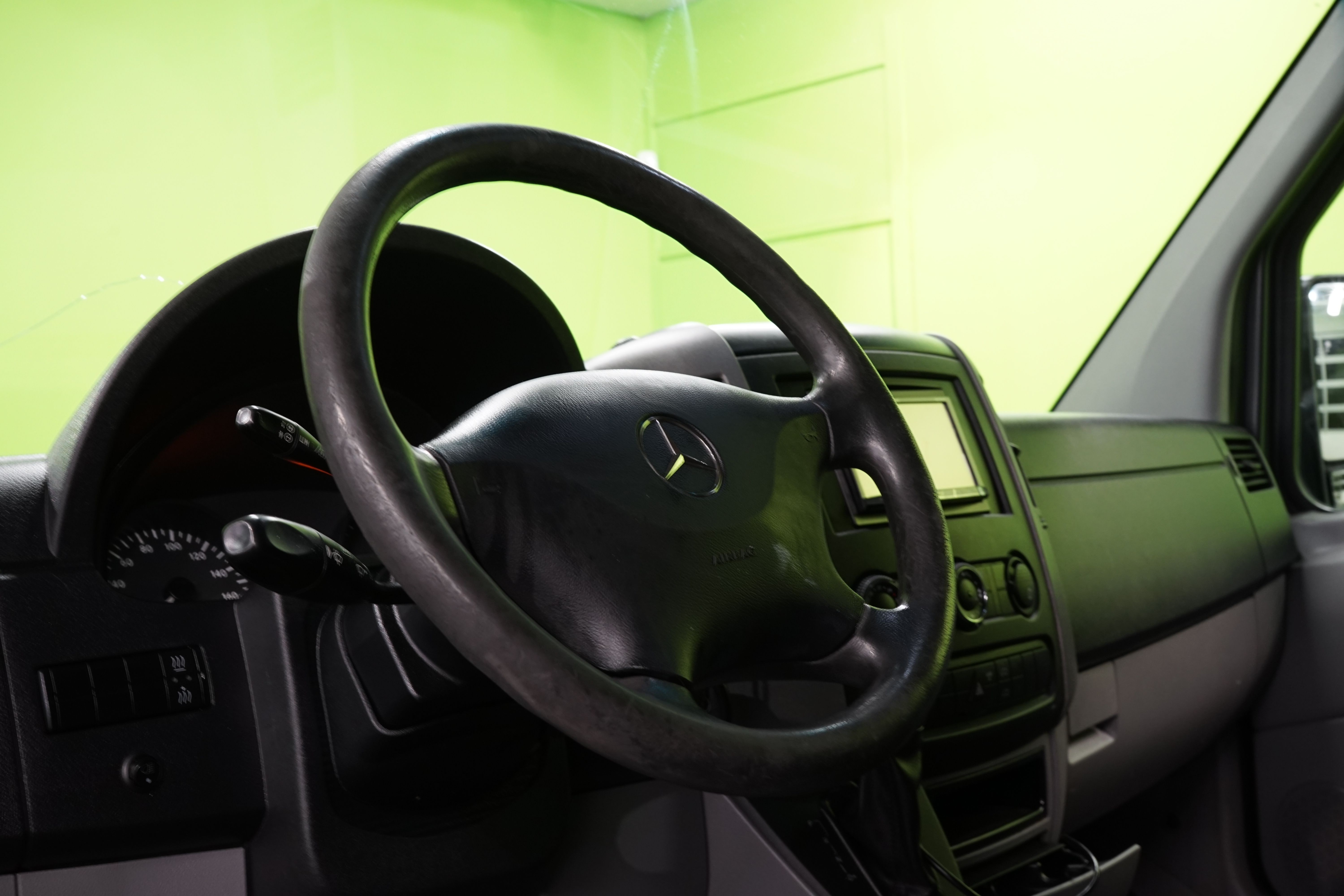 Mercedes-Benz Sprinter 2012