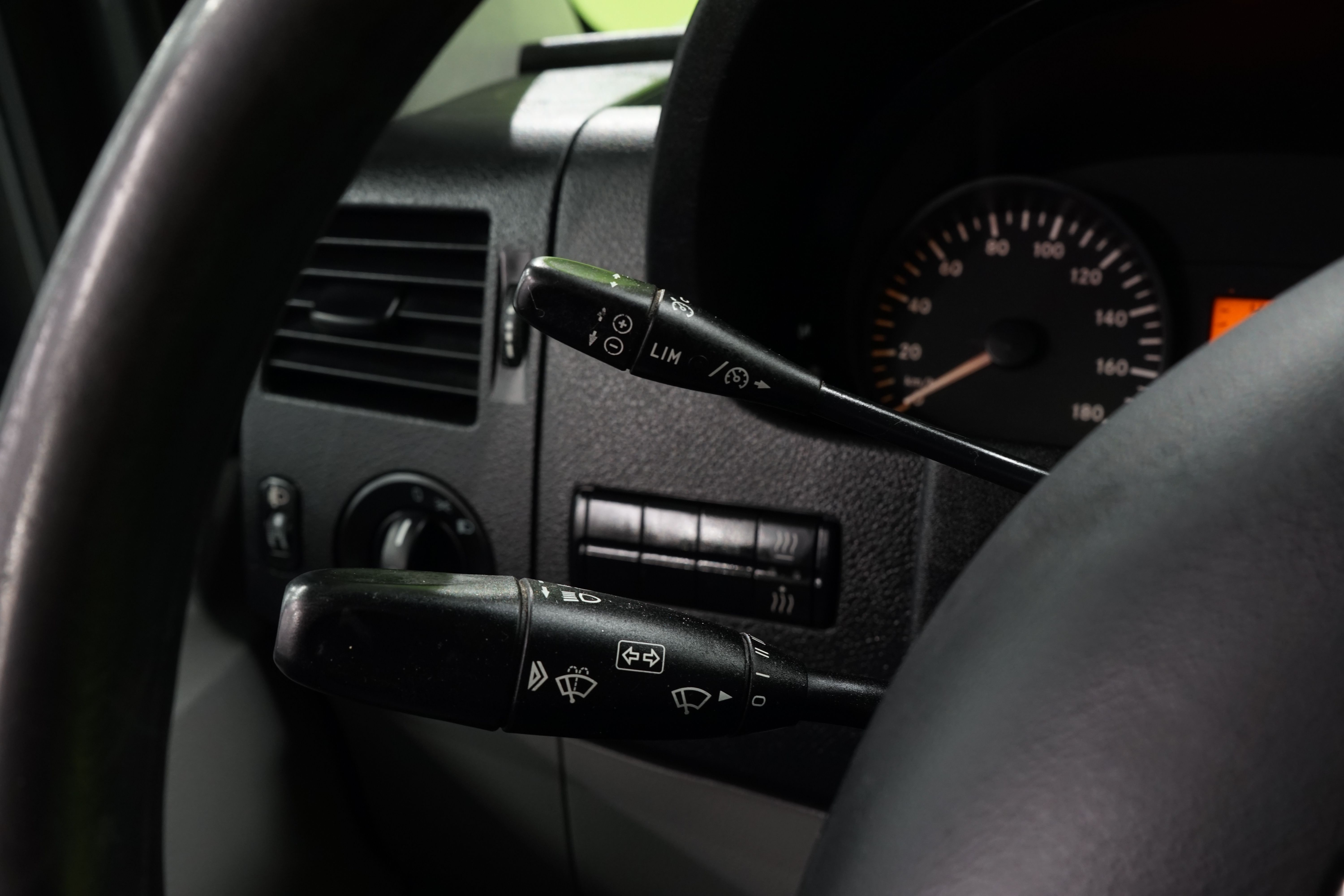 Mercedes-Benz Sprinter 2012