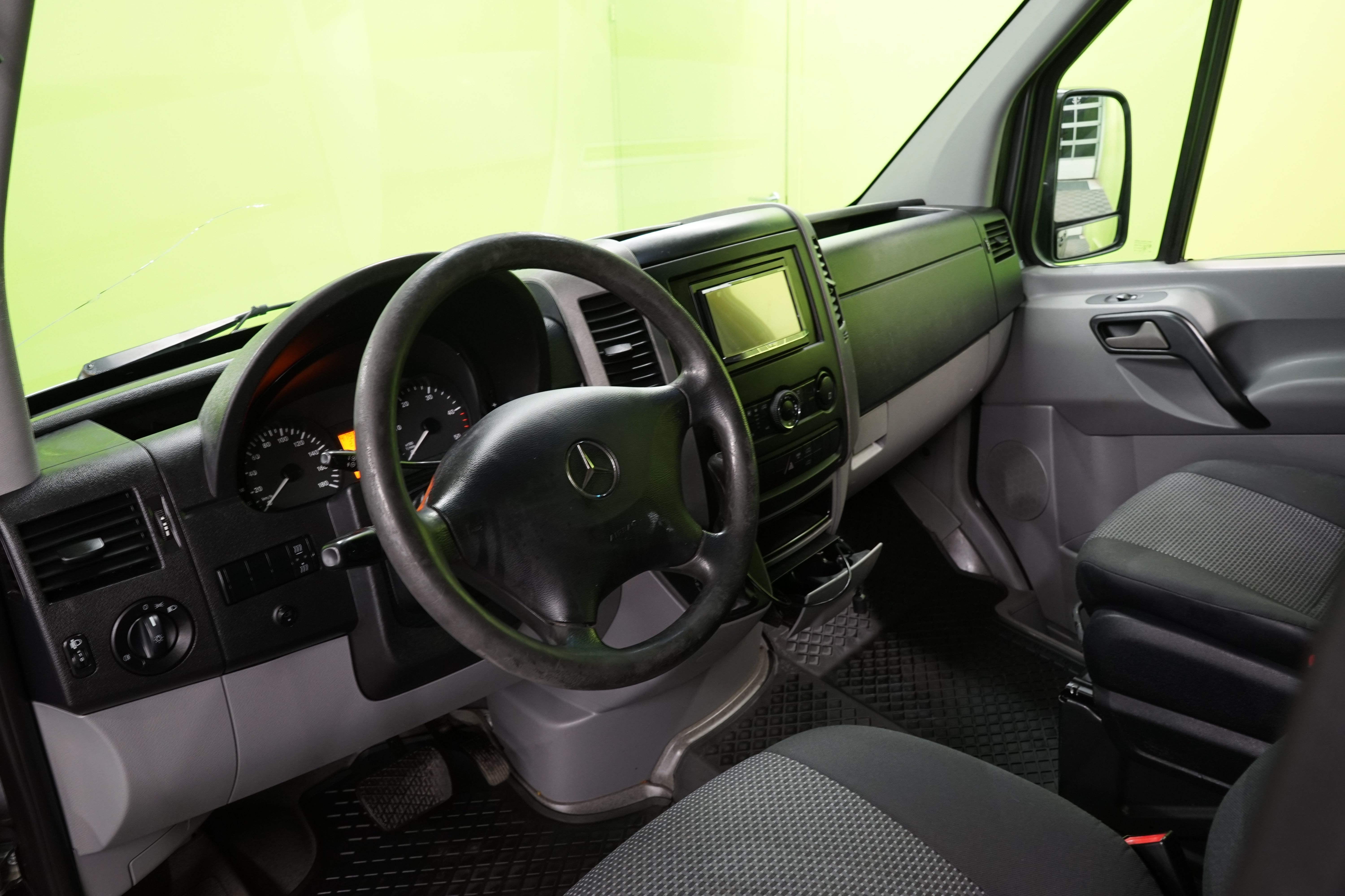 Mercedes-Benz Sprinter 2012