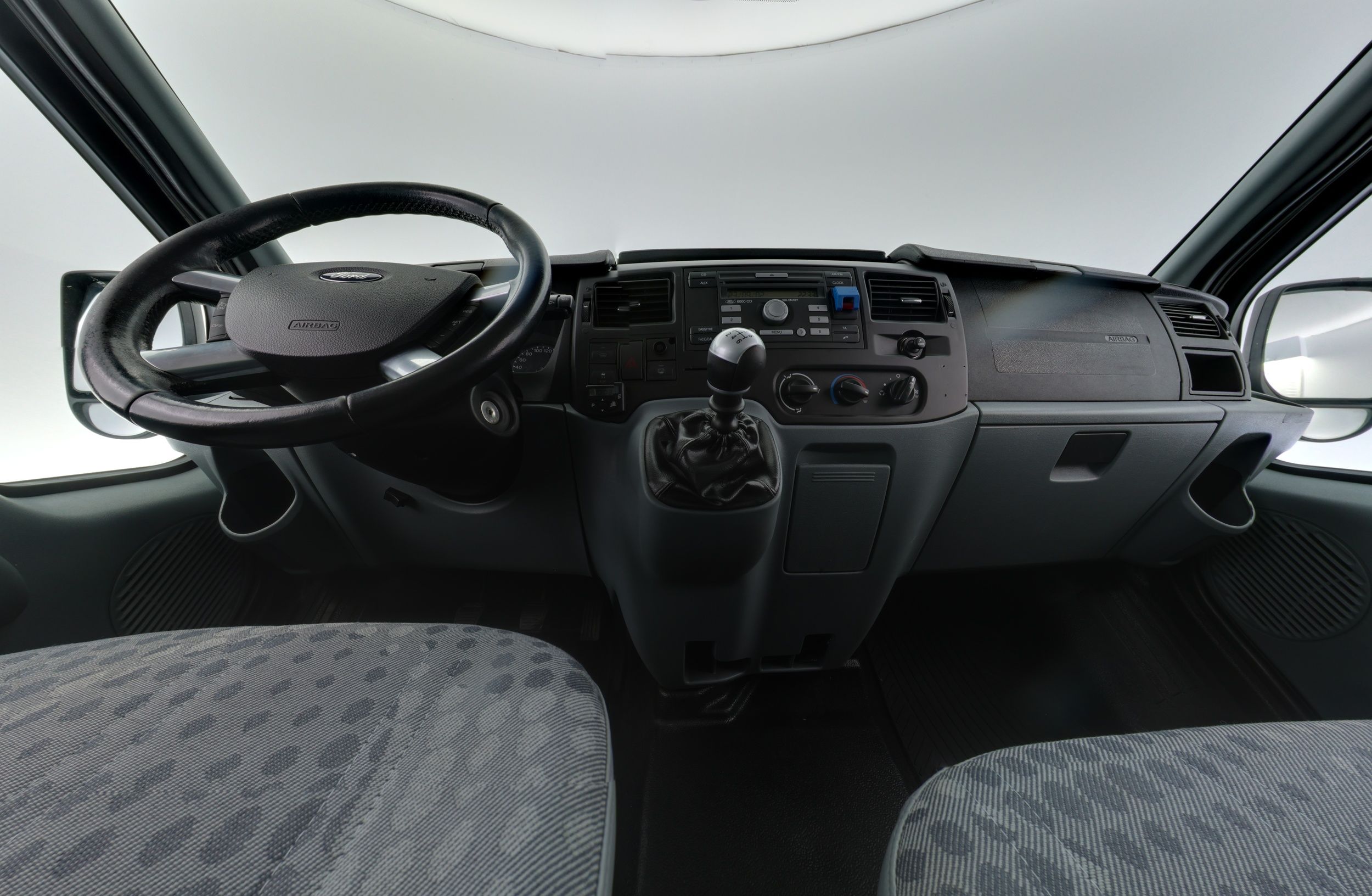 Ford Transit 2011