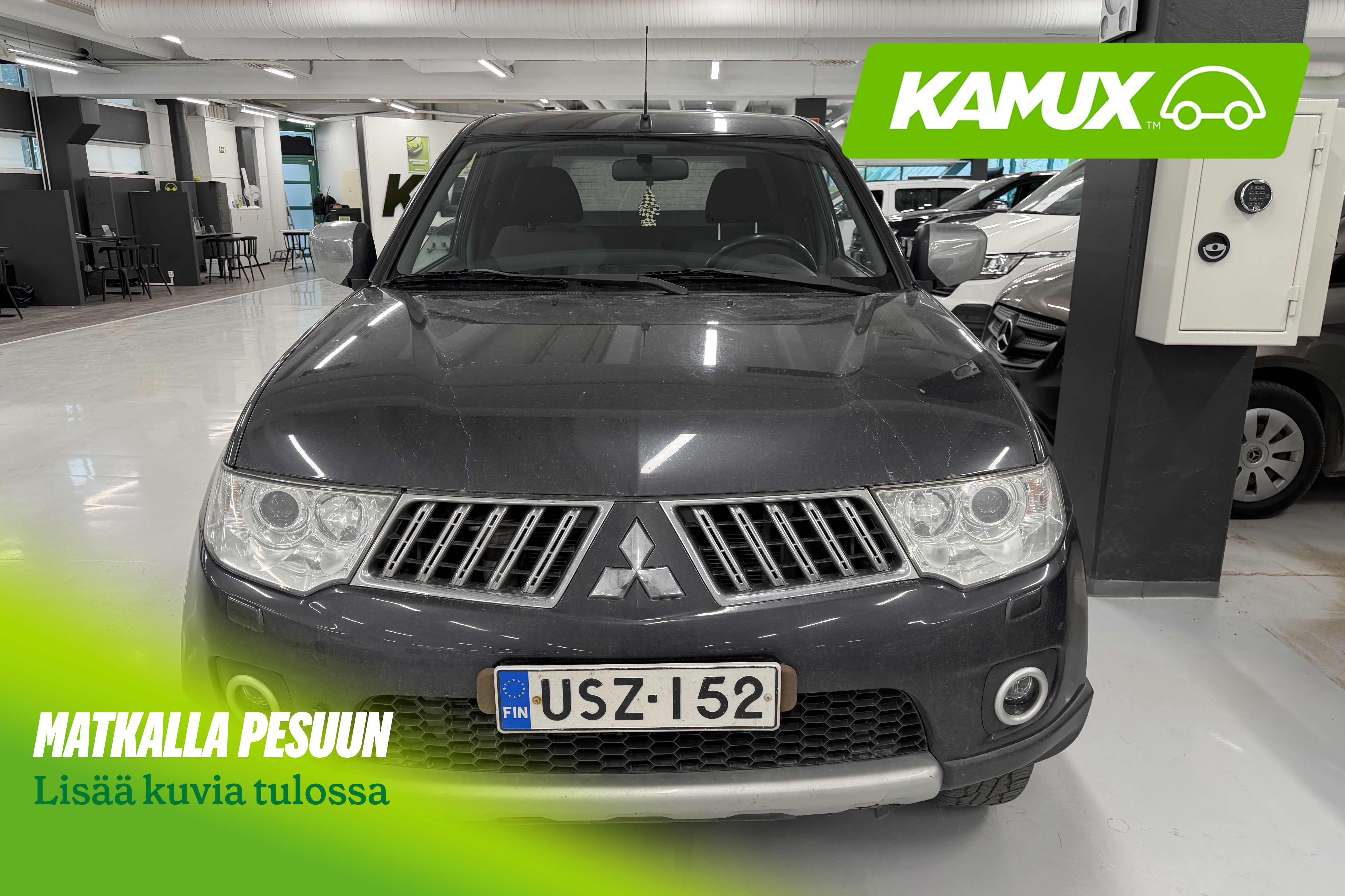 Mitsubishi L200 2012