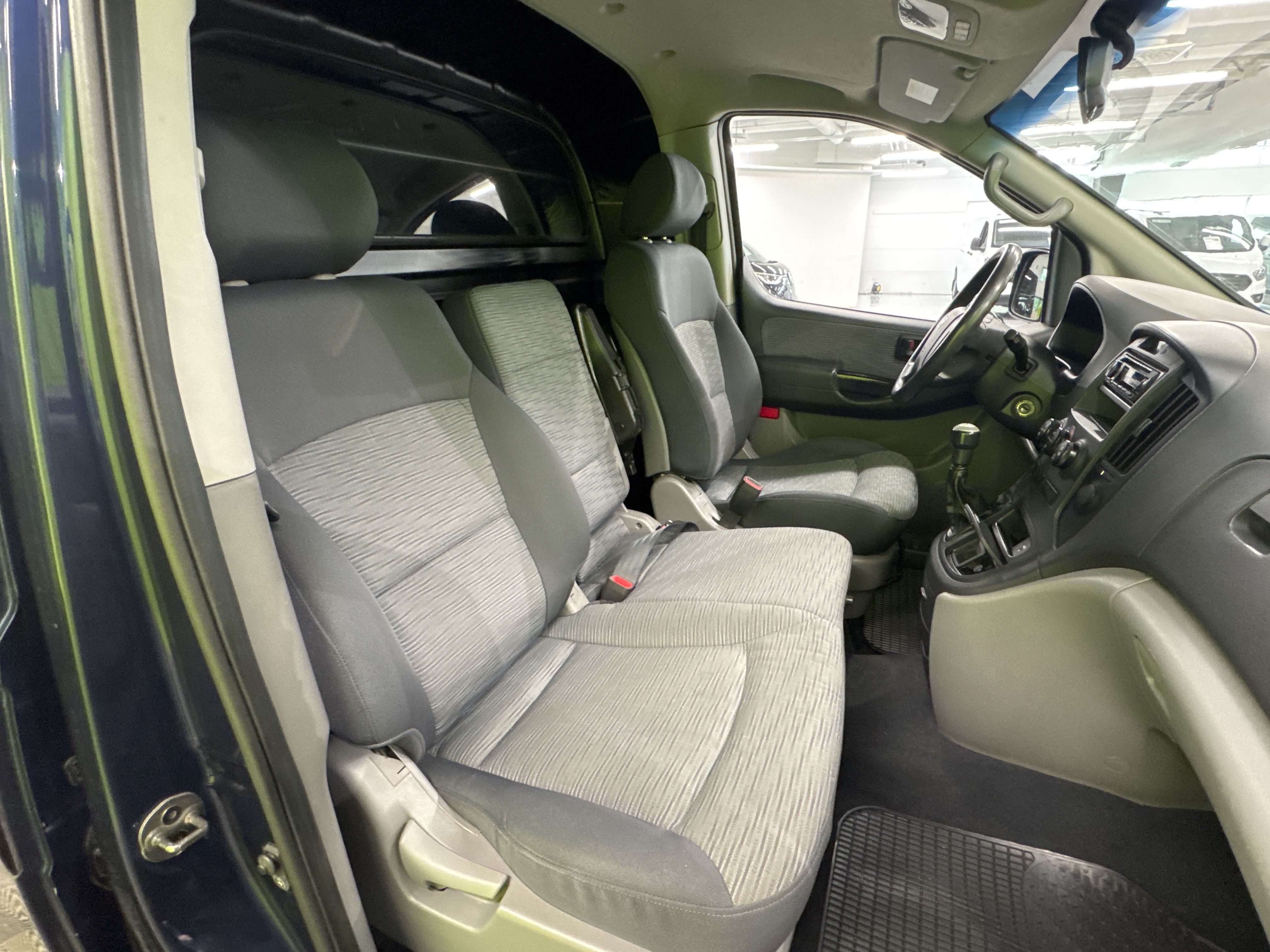 Hyundai H-1 2008