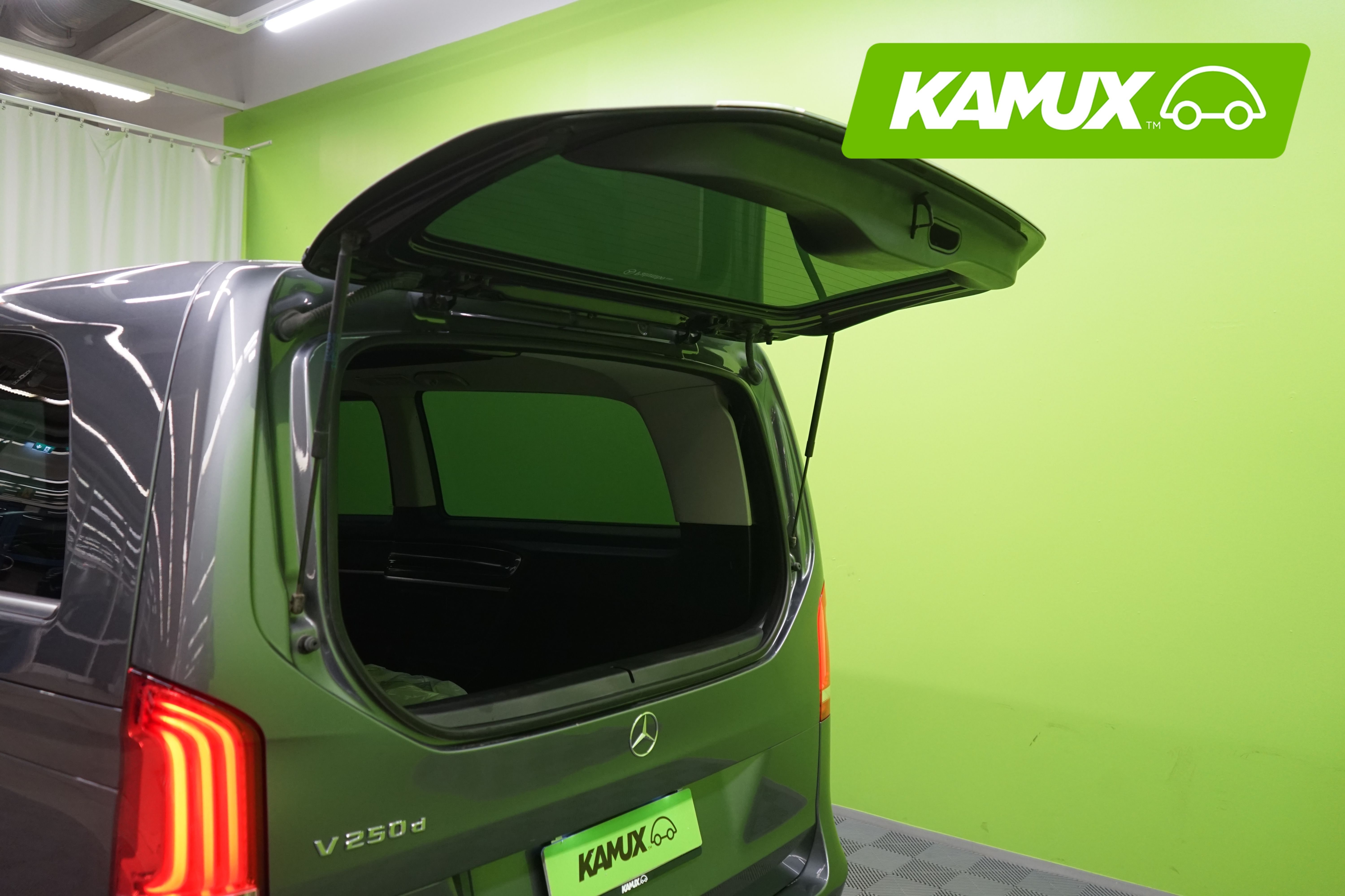 Mercedes-Benz V 2021