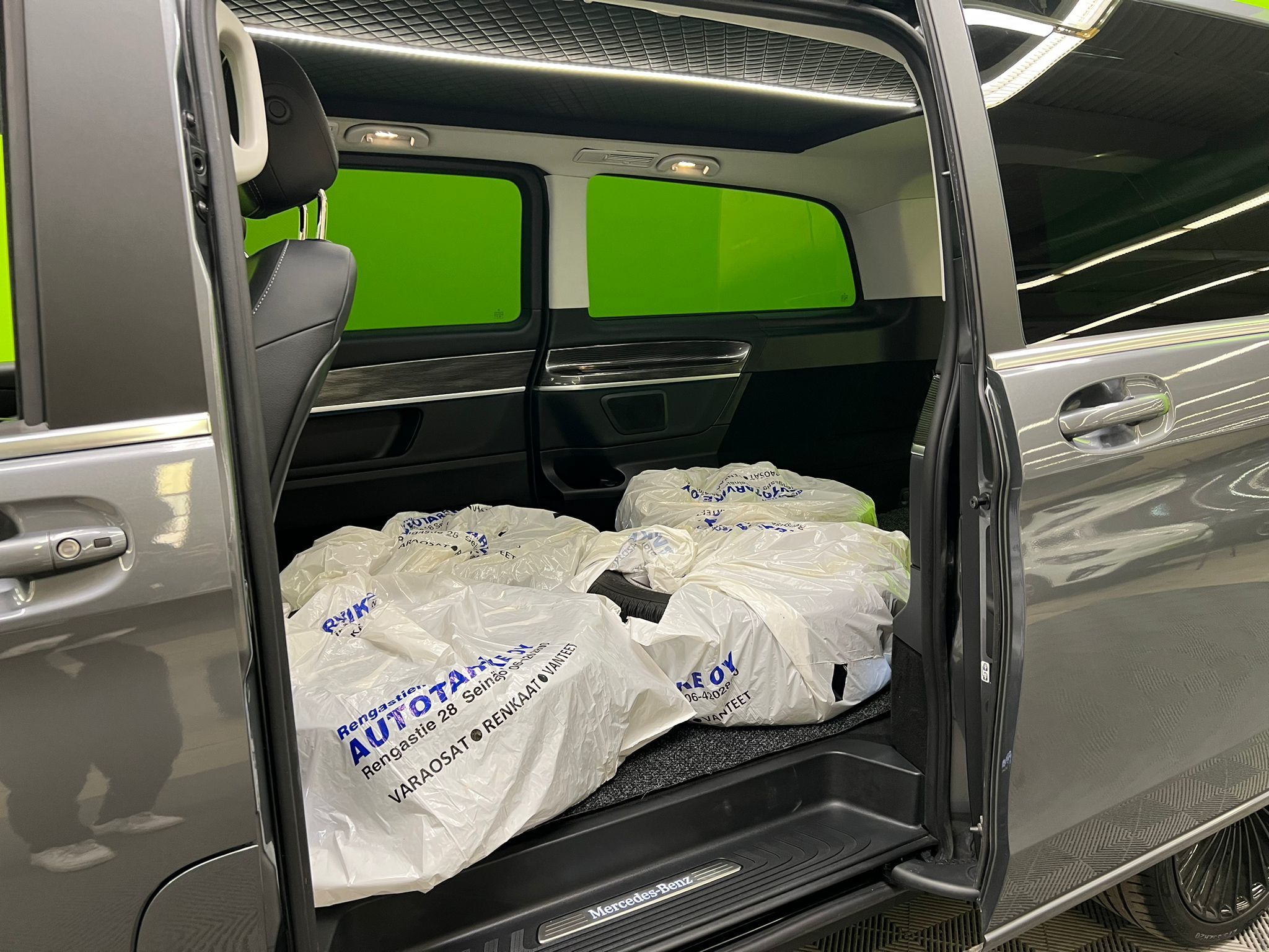 Mercedes-Benz V 2021