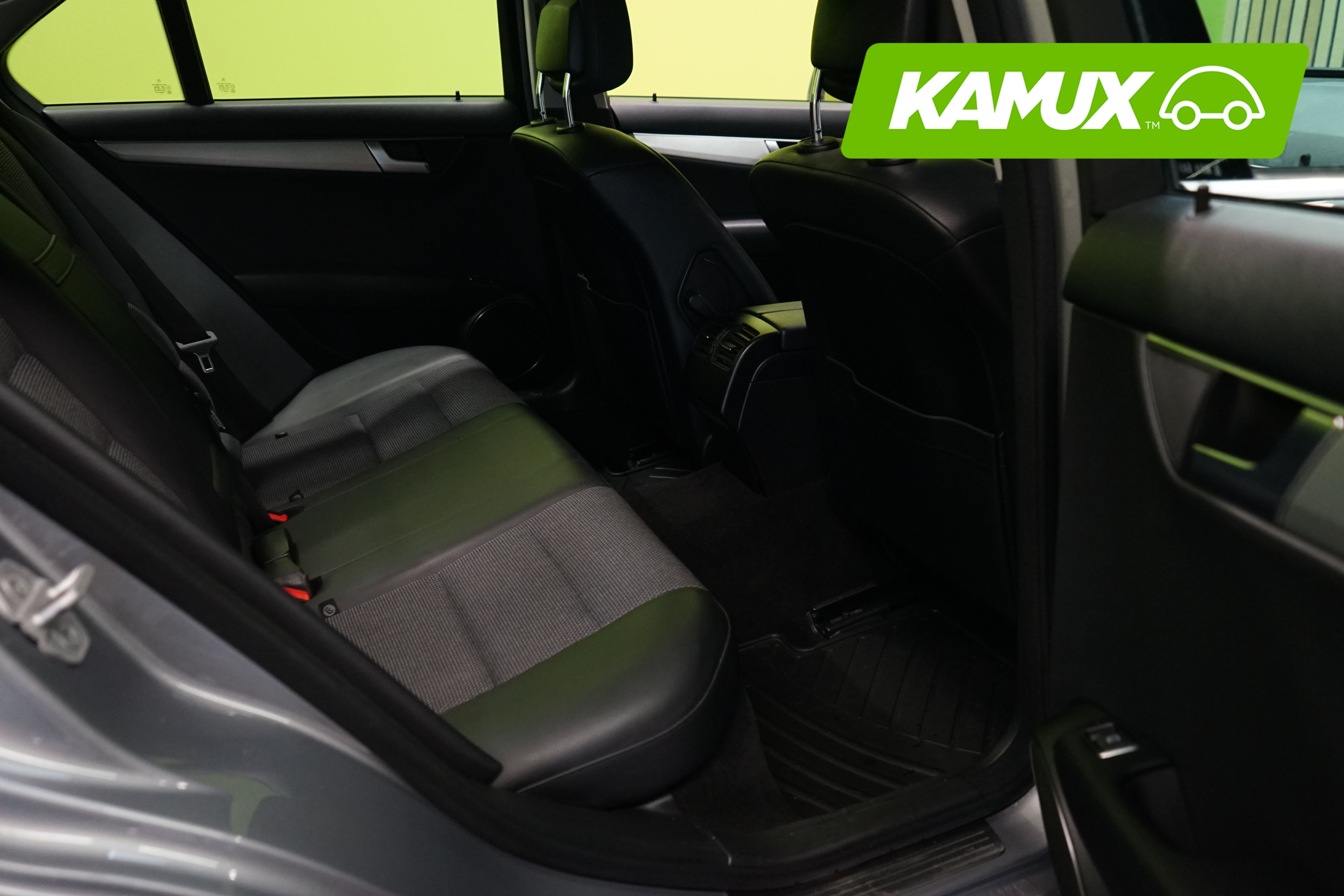 Mercedes-Benz C 2012