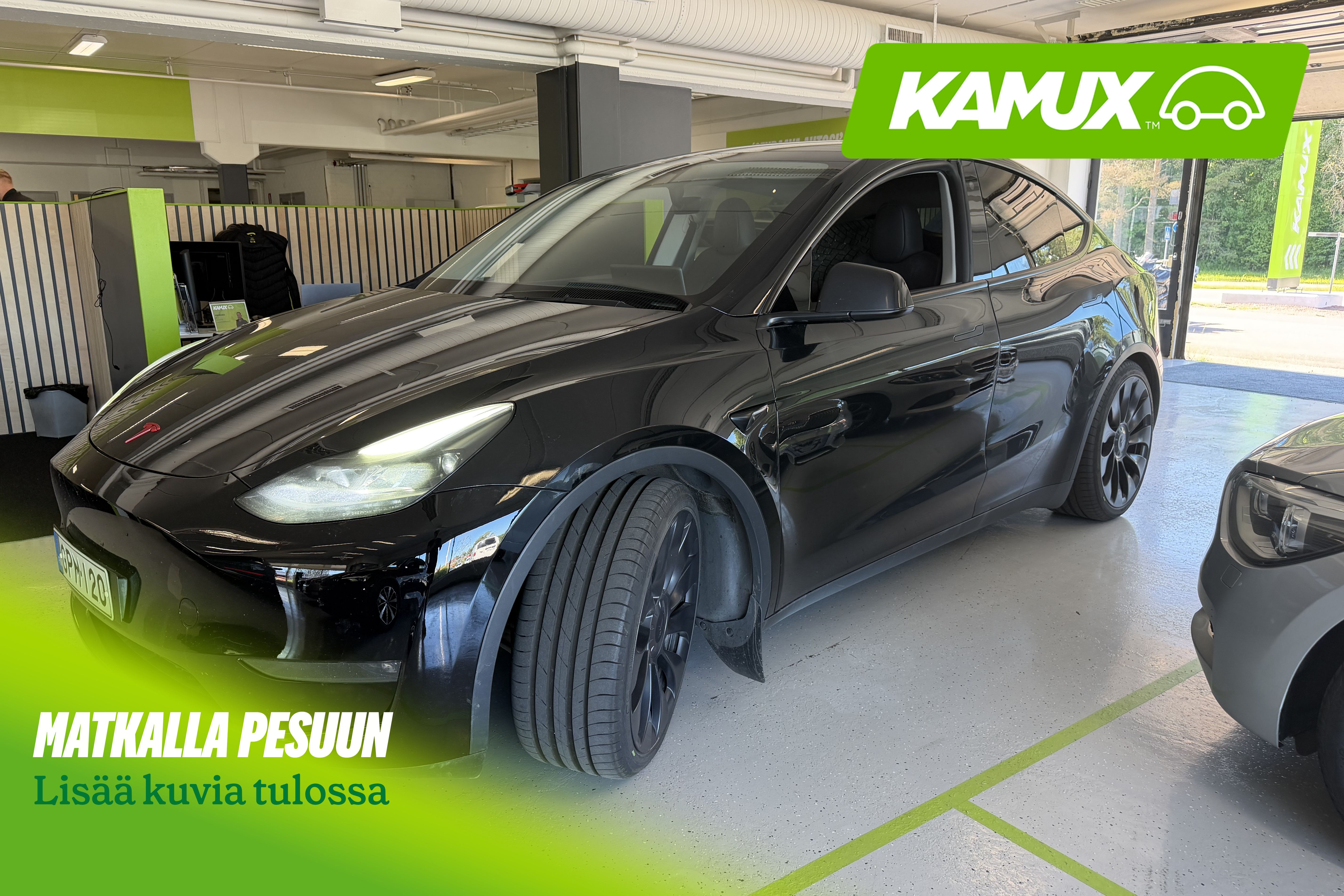 Tesla Model Y 2023
