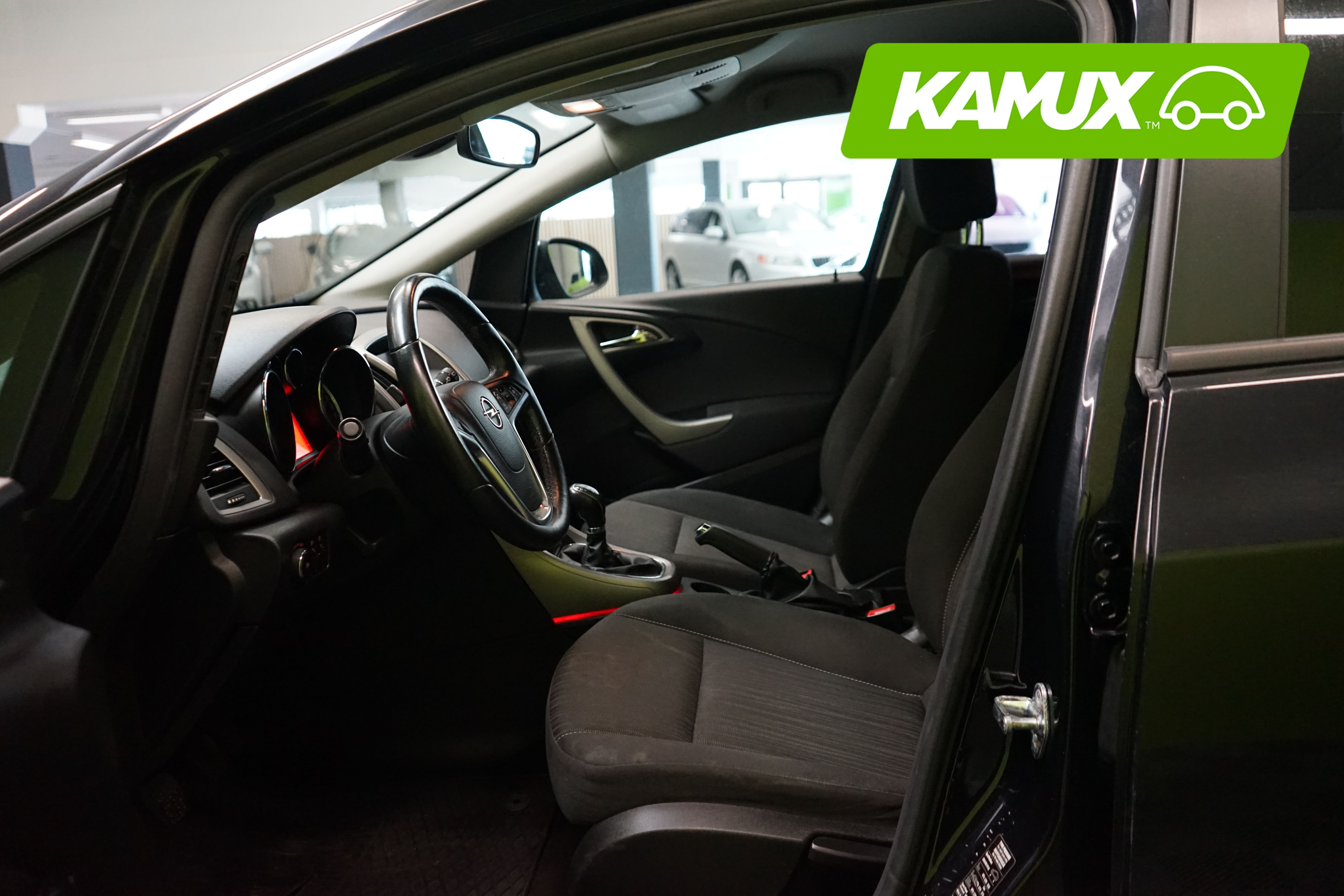 Opel Astra 2011
