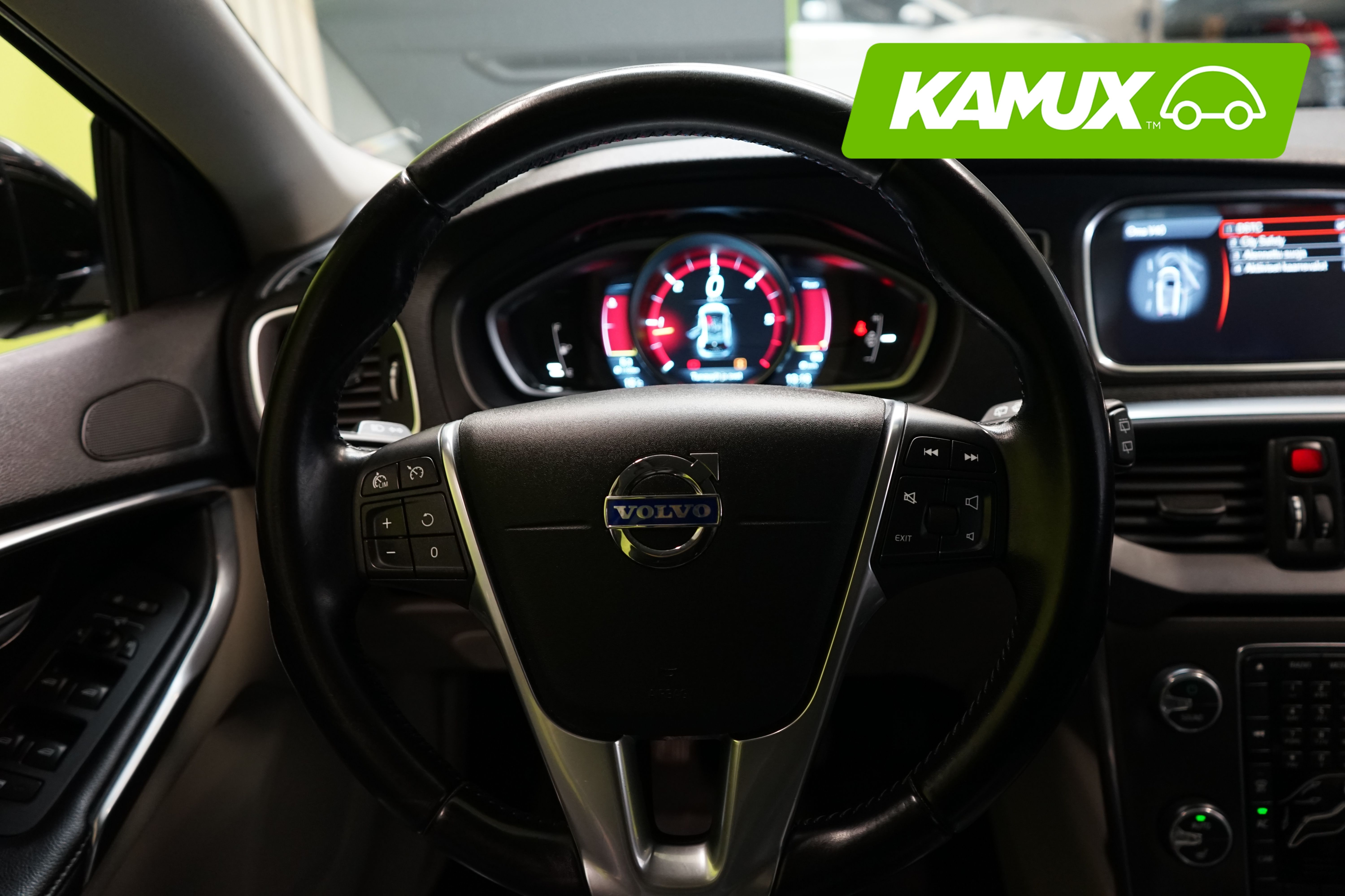 Volvo V40 2013