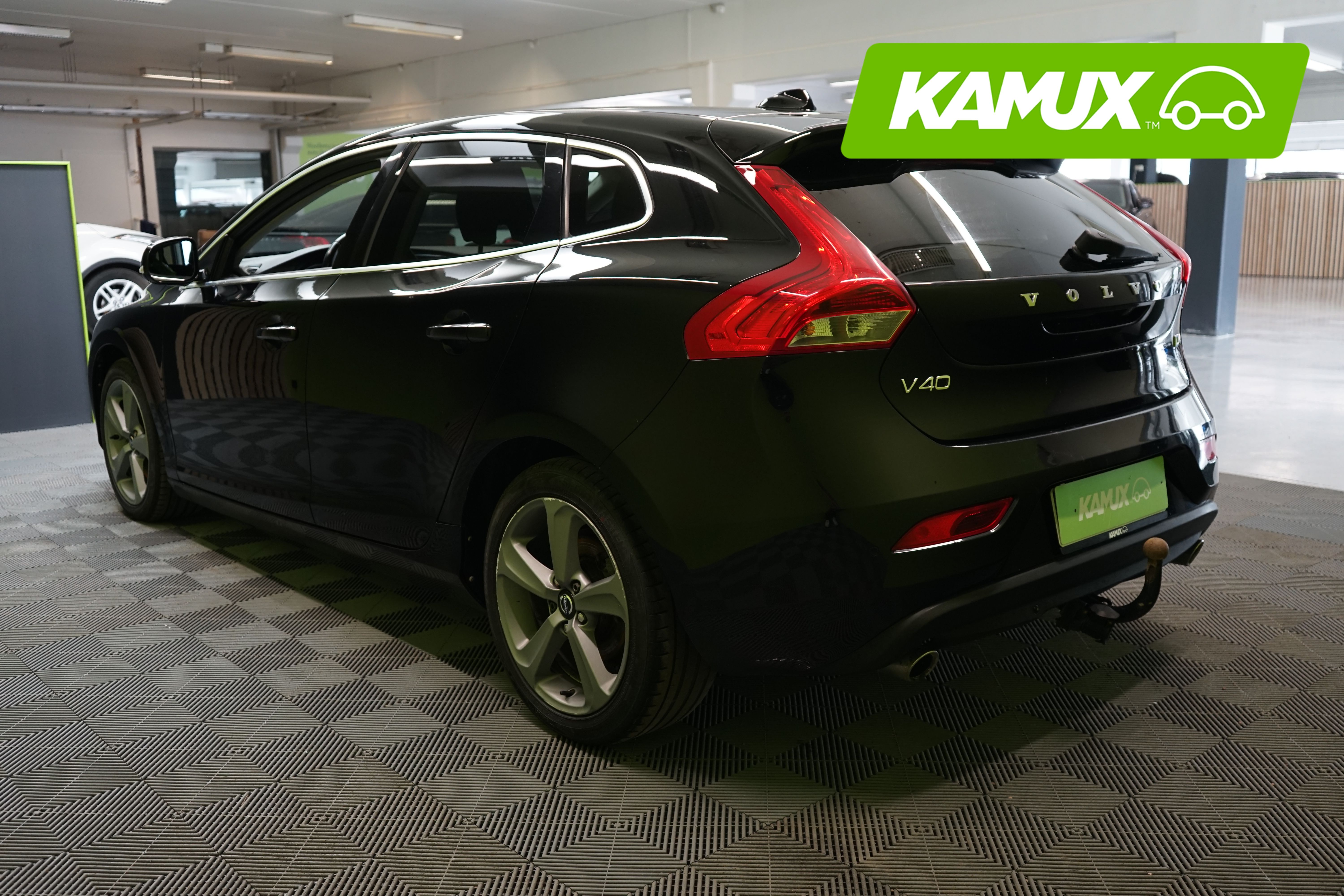 Volvo V40 2013