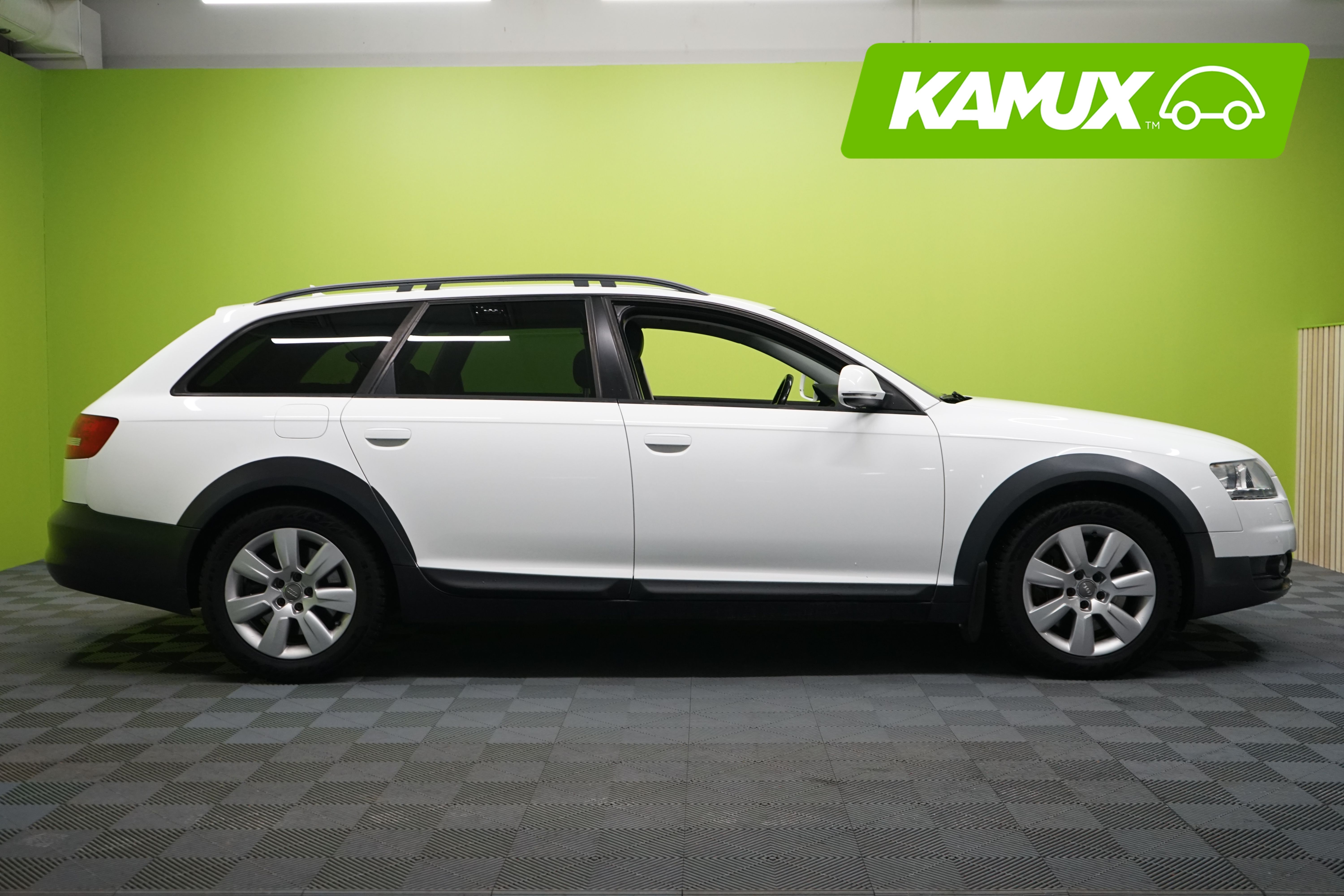 Audi A6 Allroad 2011