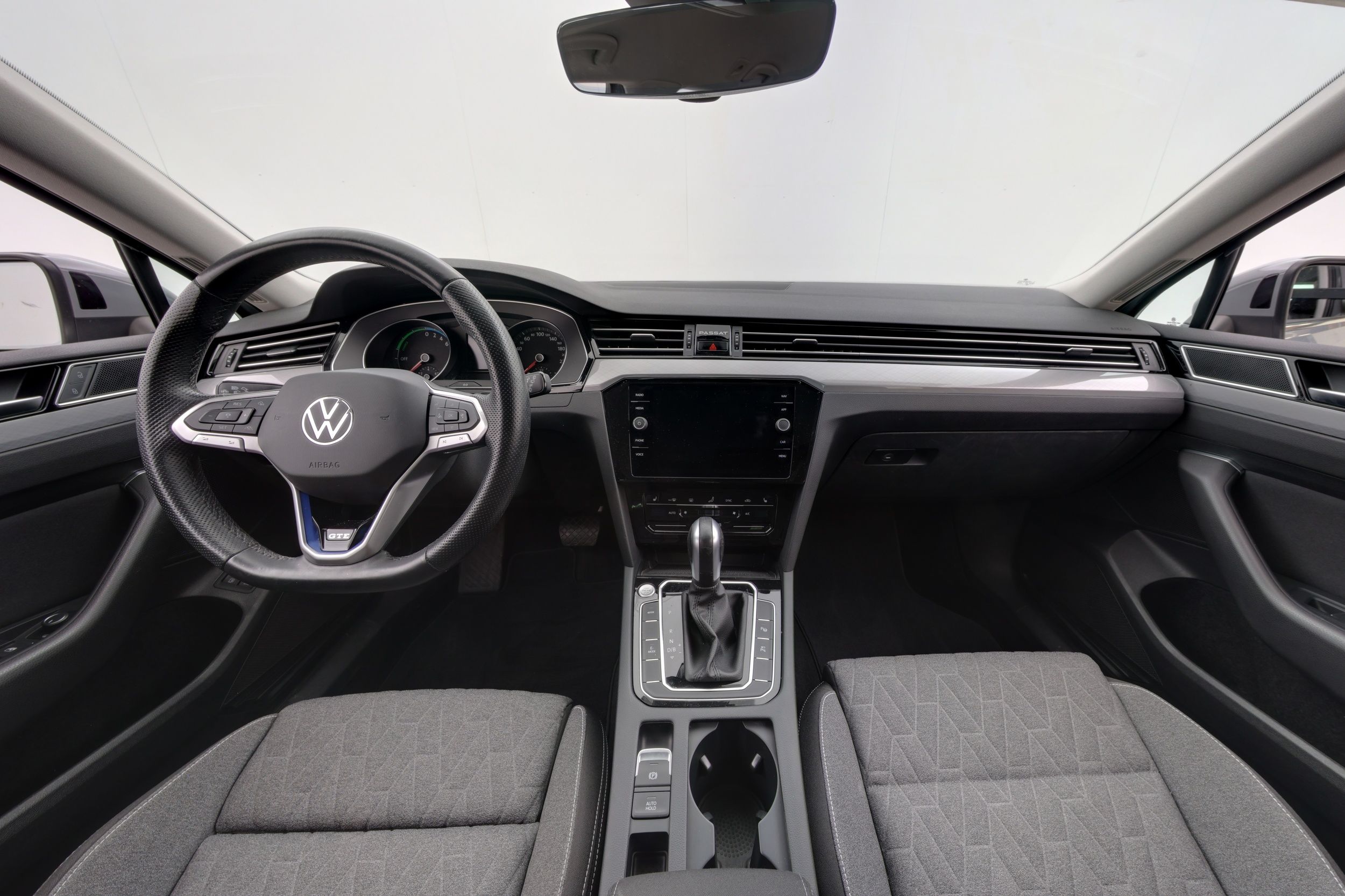 Volkswagen Passat 2023