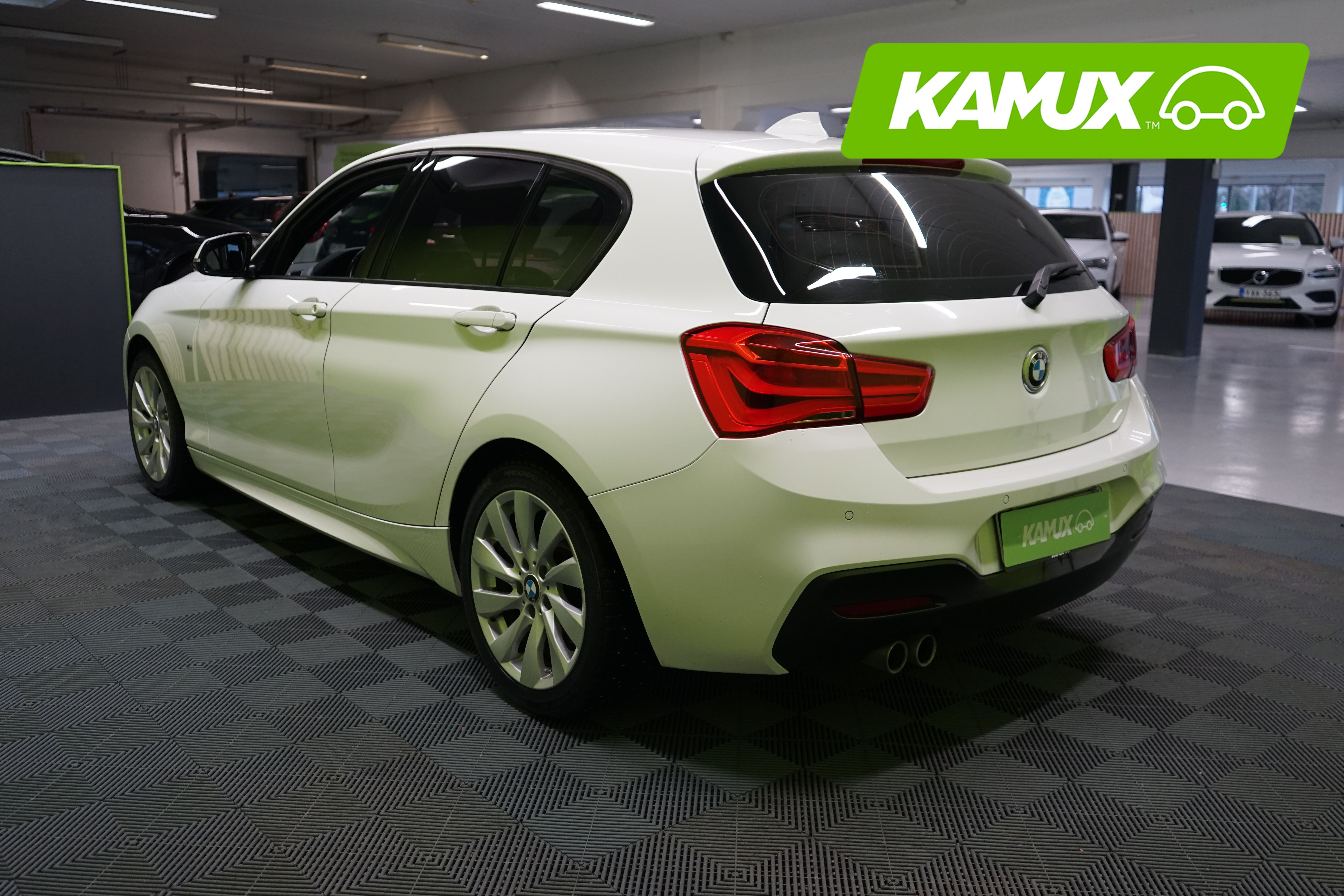 BMW 120 2016