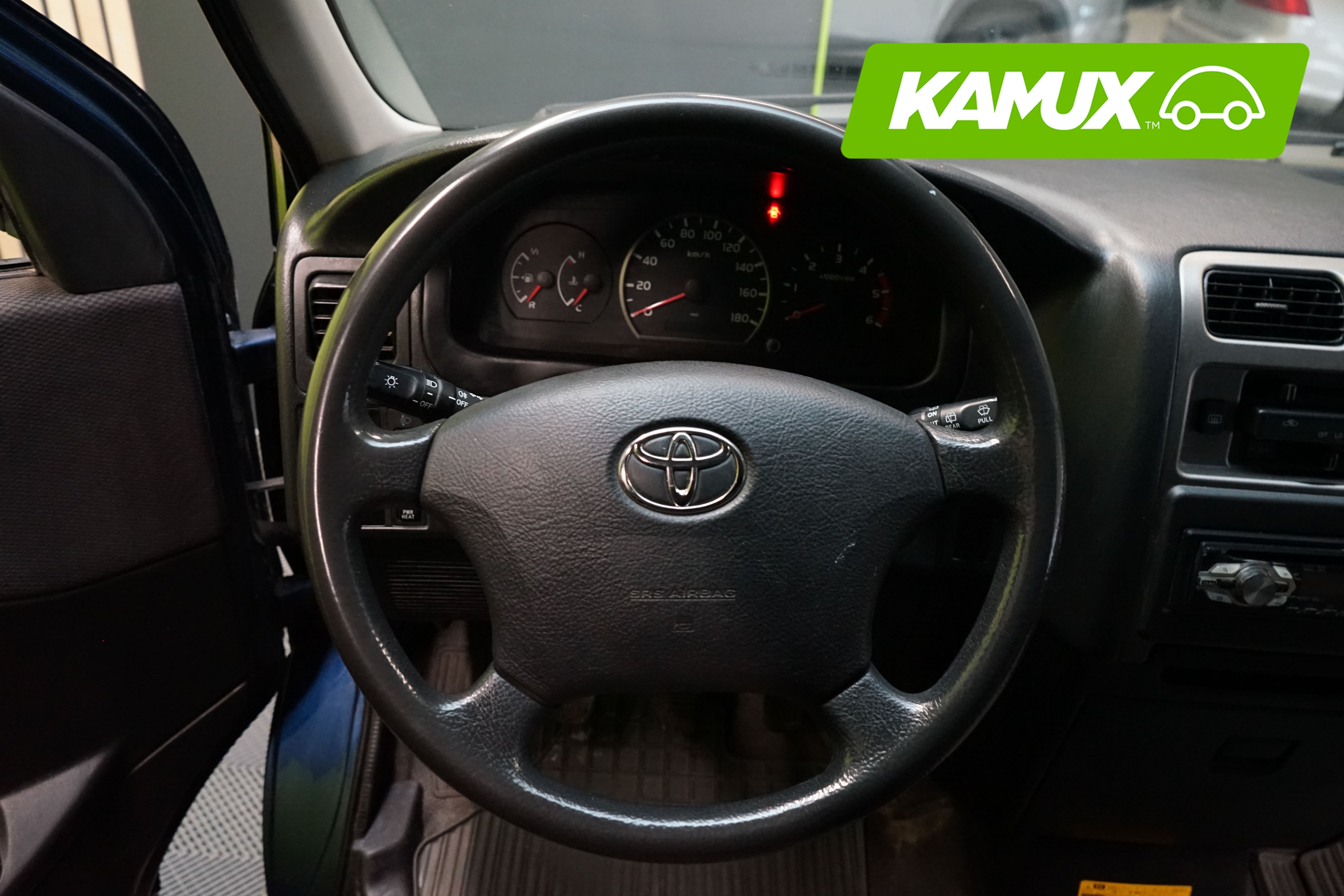 Toyota Hiace 2012