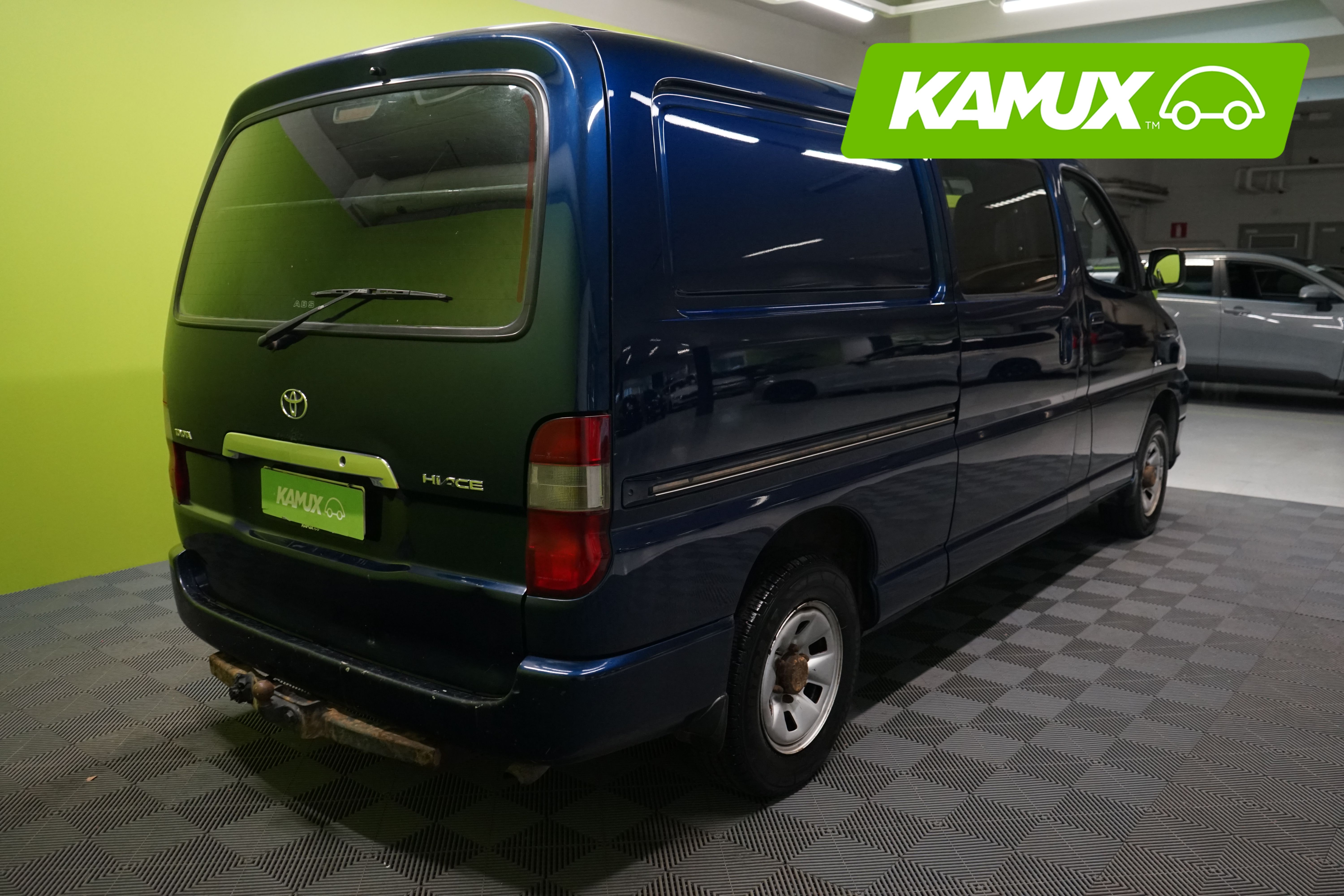Toyota Hiace 2012