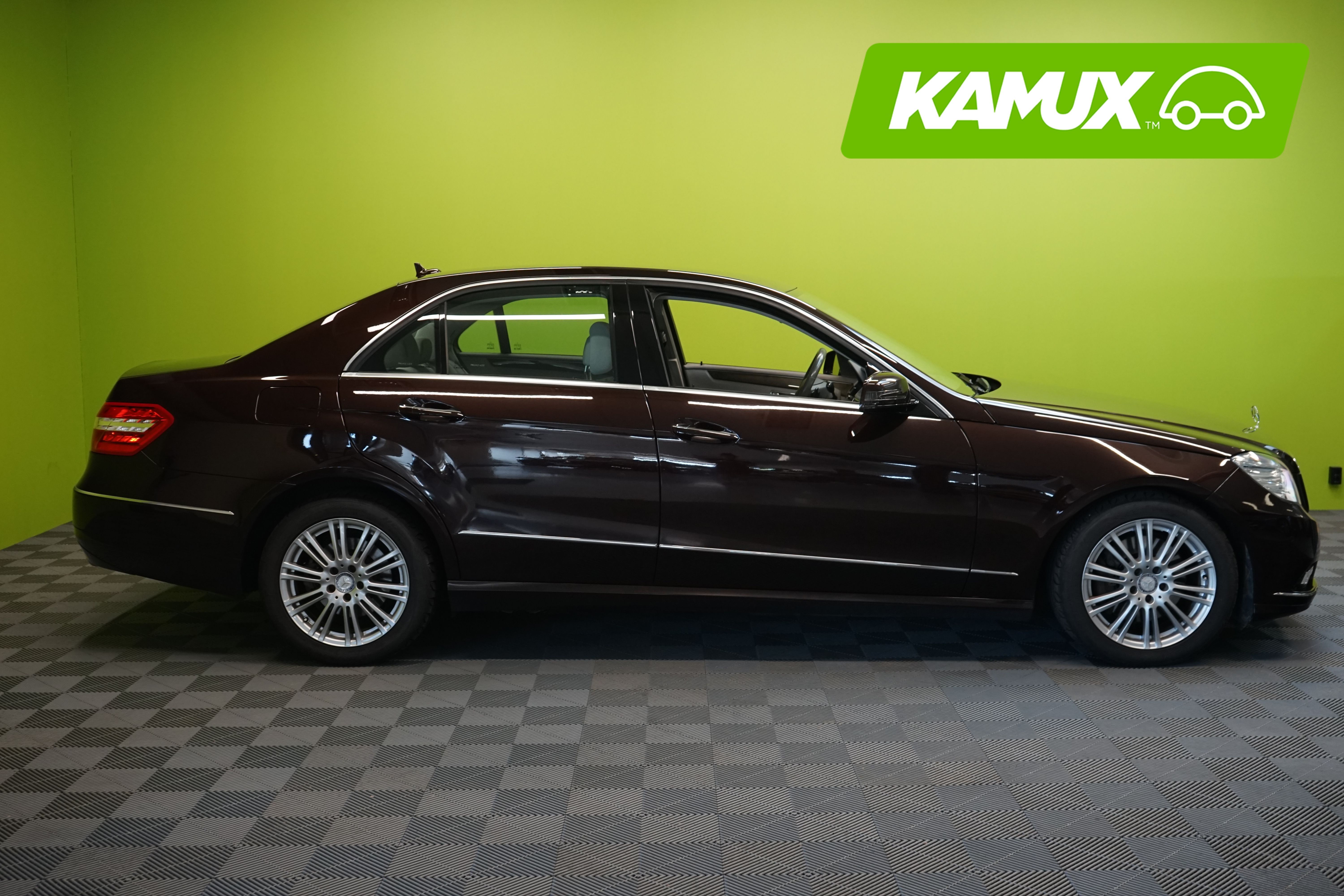 Mercedes-Benz E 2010