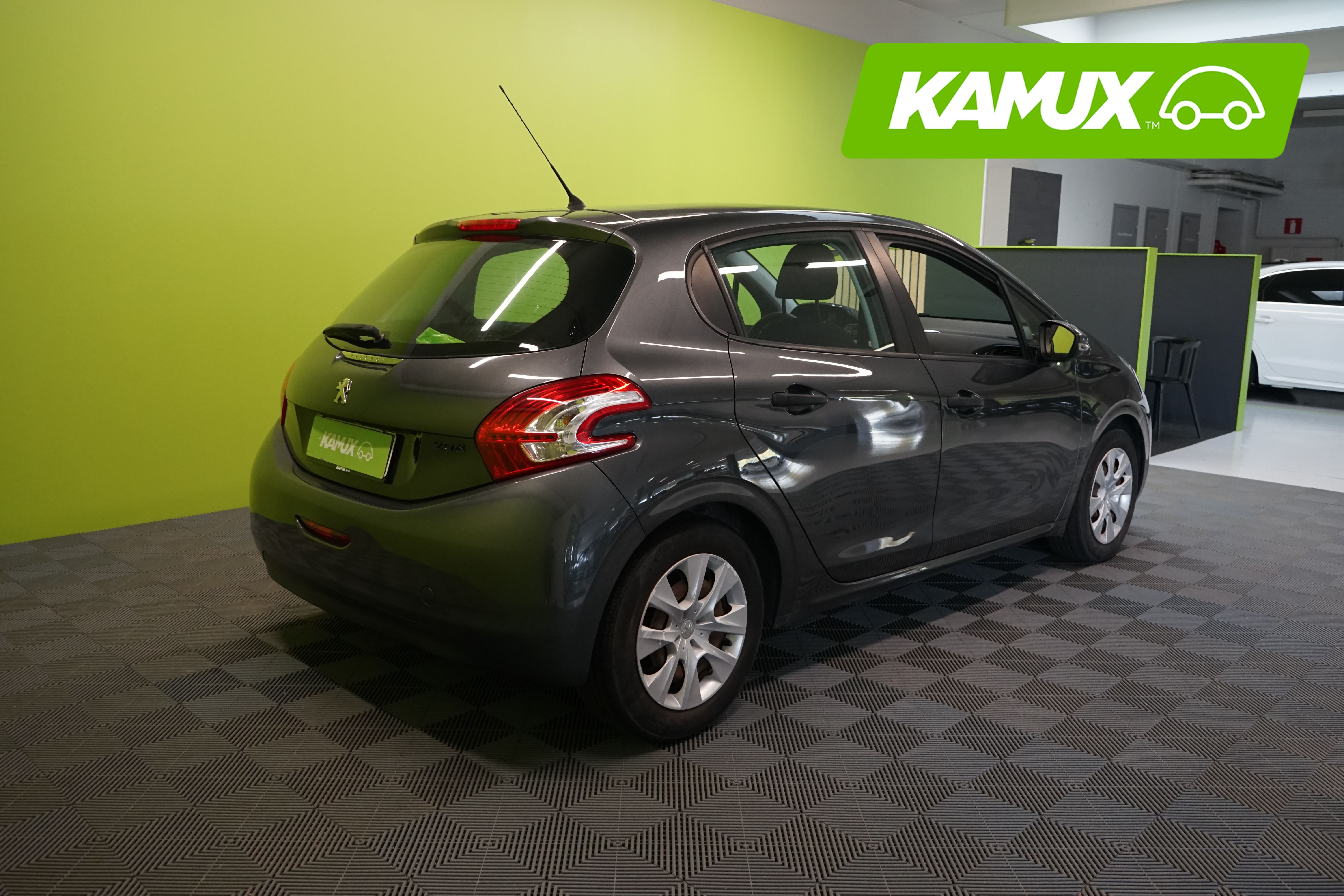 Peugeot 208 2014